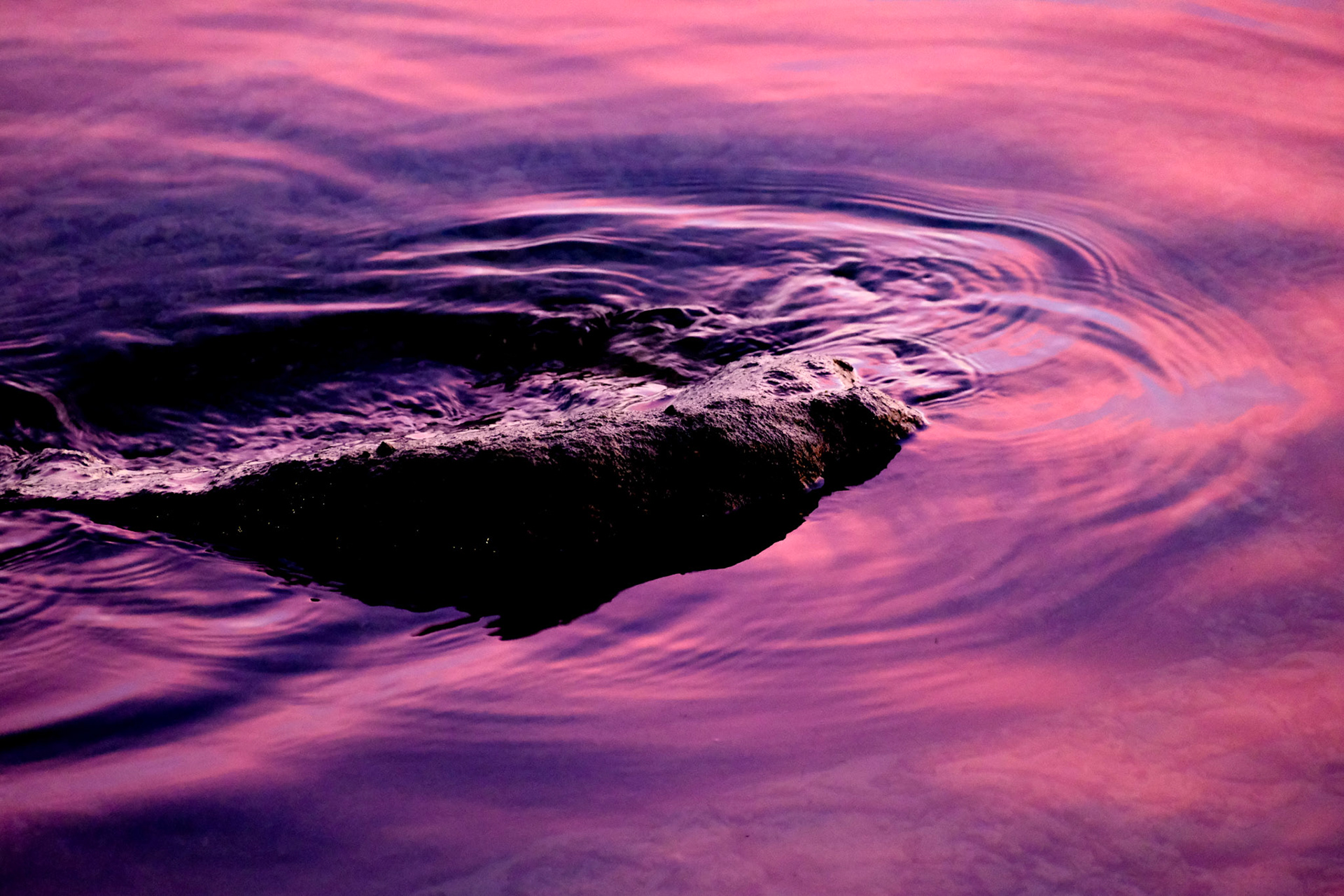 A general view of waves at sunset – Ko Pha-ngan, Thailand