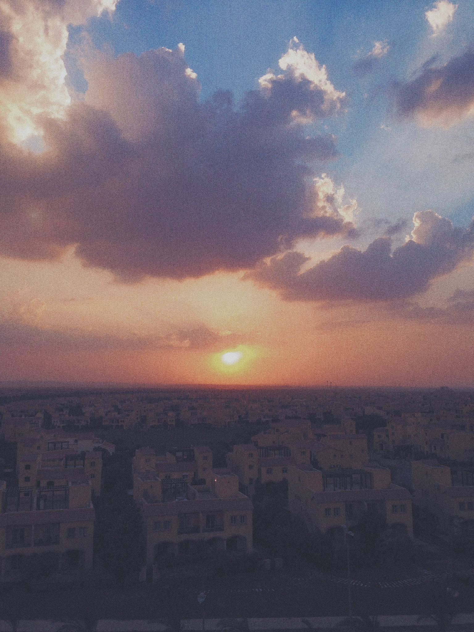 Processed with VSCOcam with lv01 preset