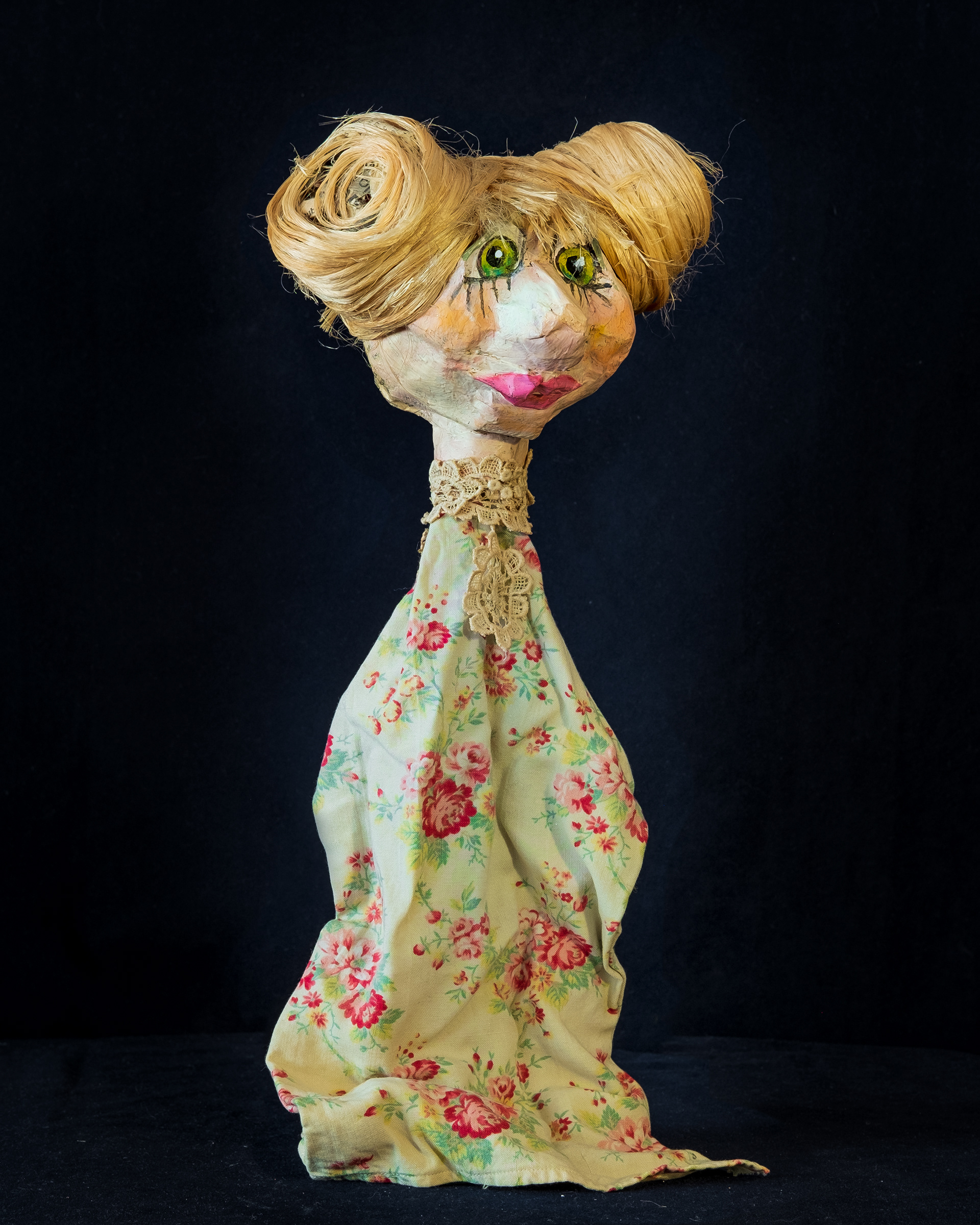 Decameron play-puppet