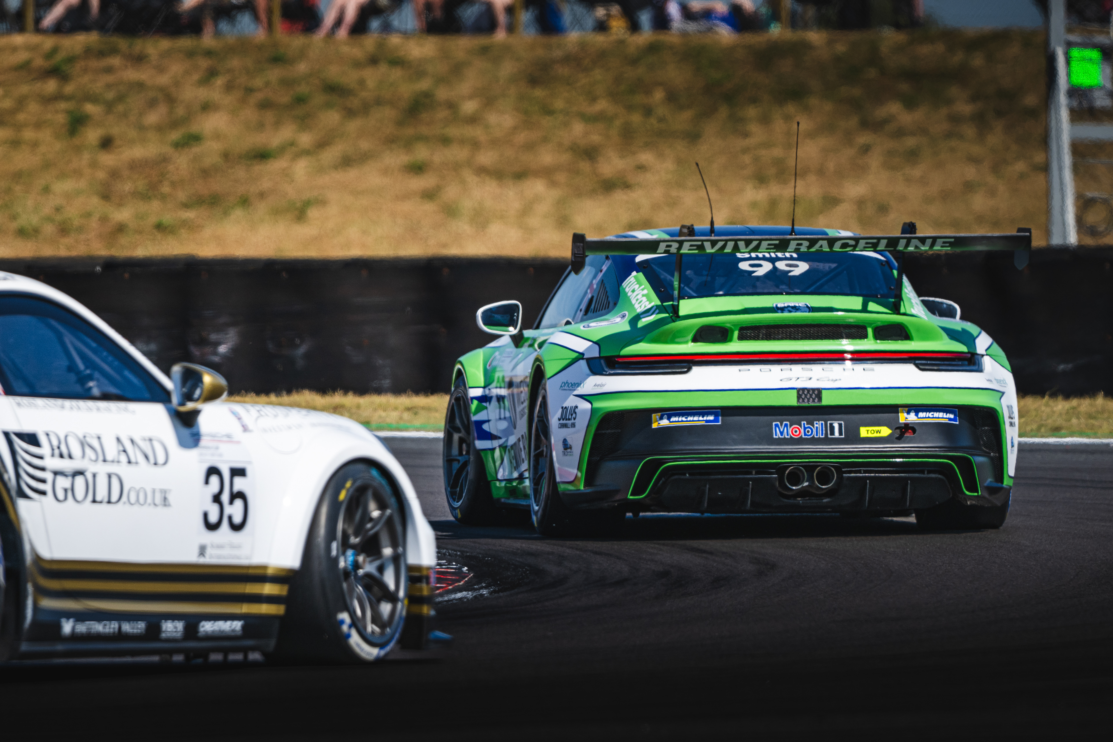 #99 Sid Smith - Graves Motorsport - Snetterton 300 - Porsche Carwow Carrera Cup GB