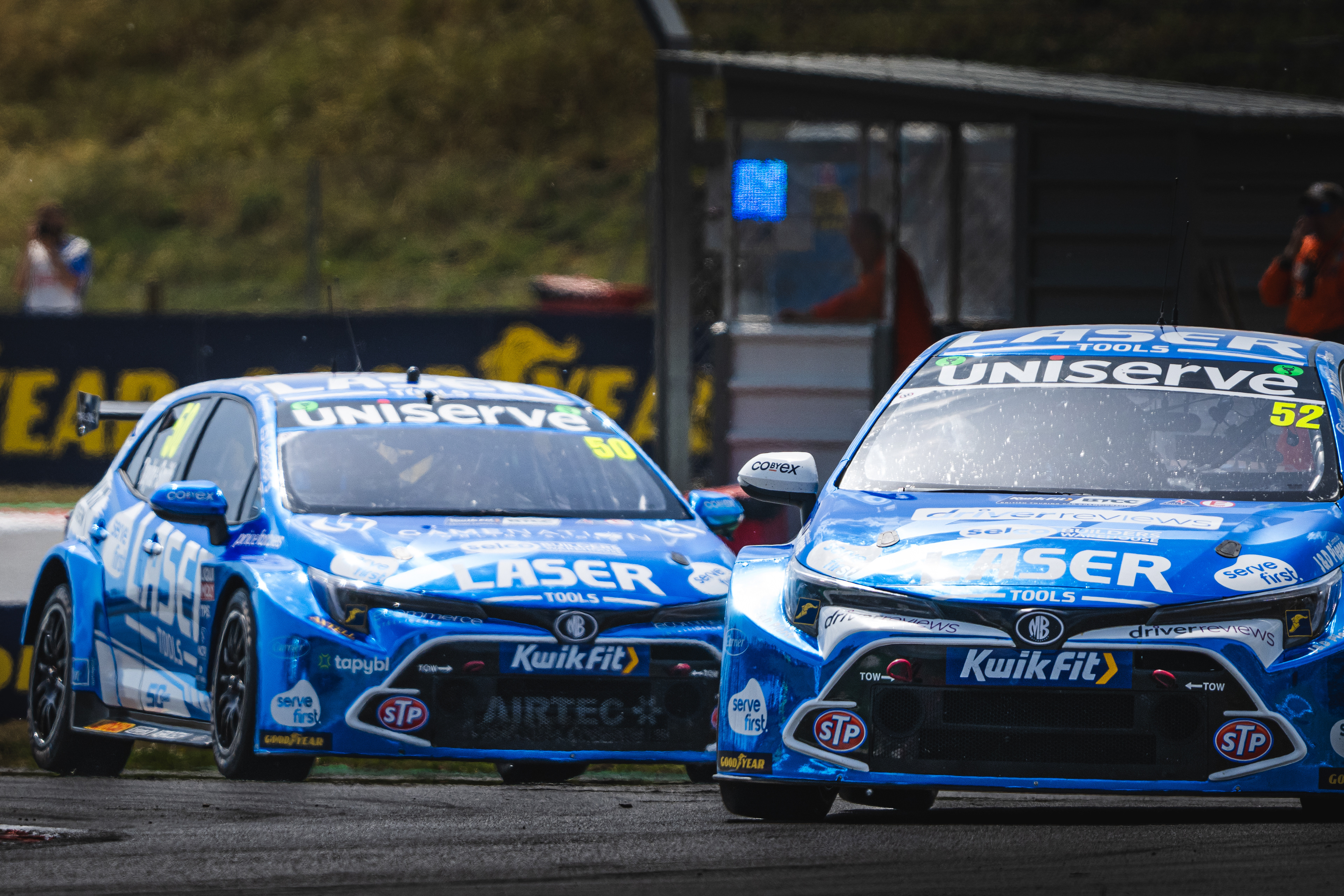 #52 Gordon Sheddon - Laser Tools Racing with MB Motorsport