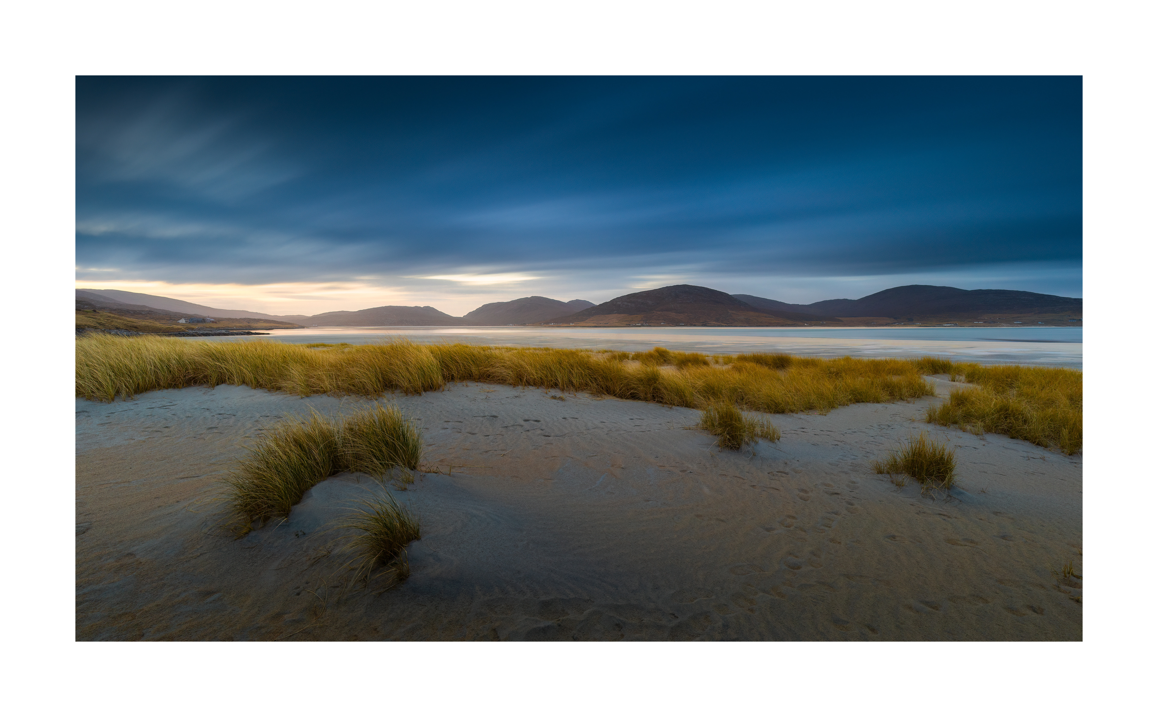 Morning Light - Luskentyre 