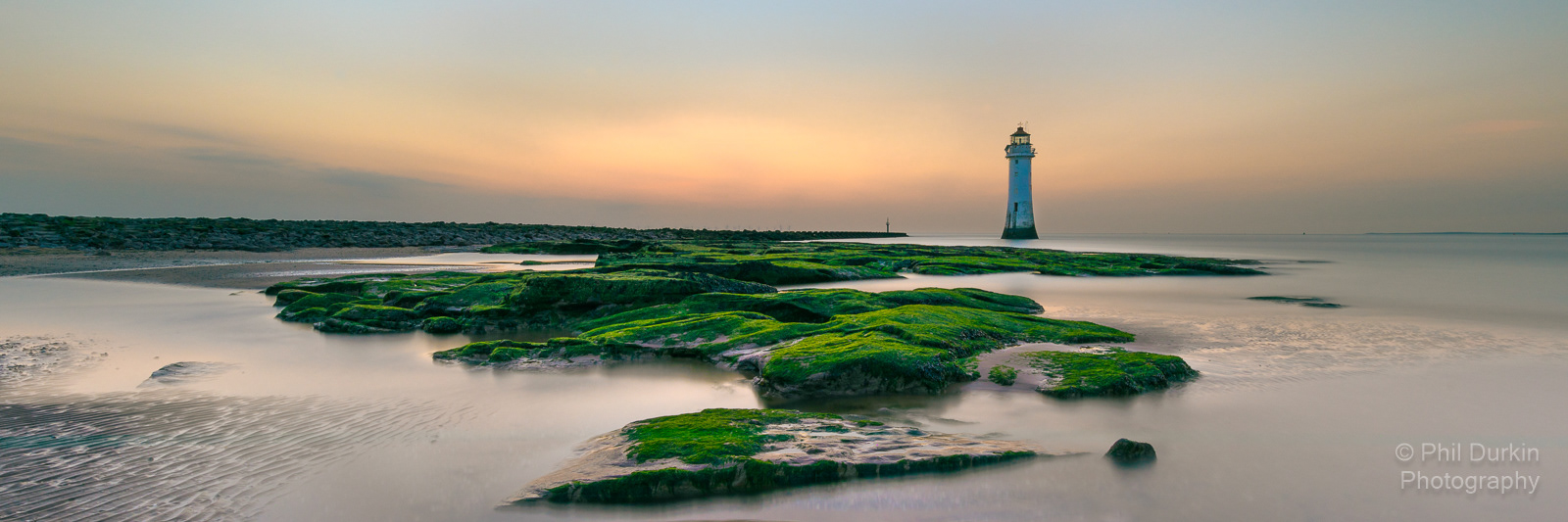 New Brighton Lighthouse Ultra Pano - Merseyside