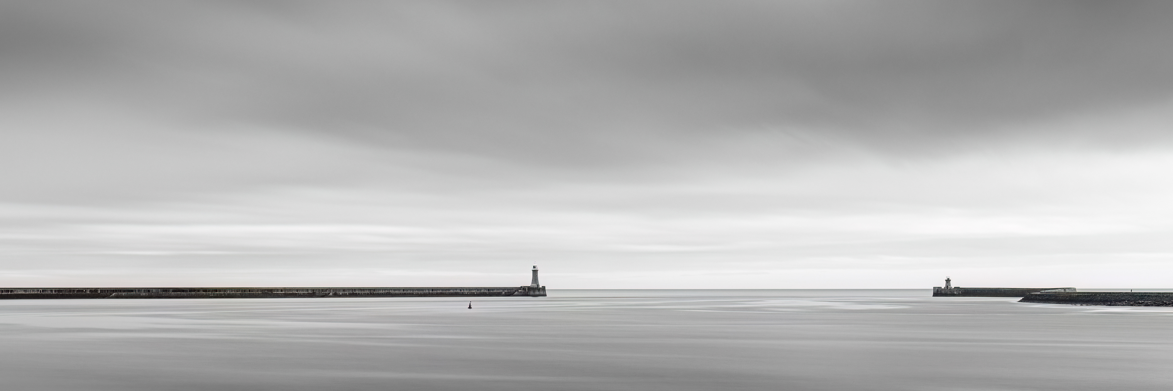 Tynemouth Lighthouse B&W Extreme Pano