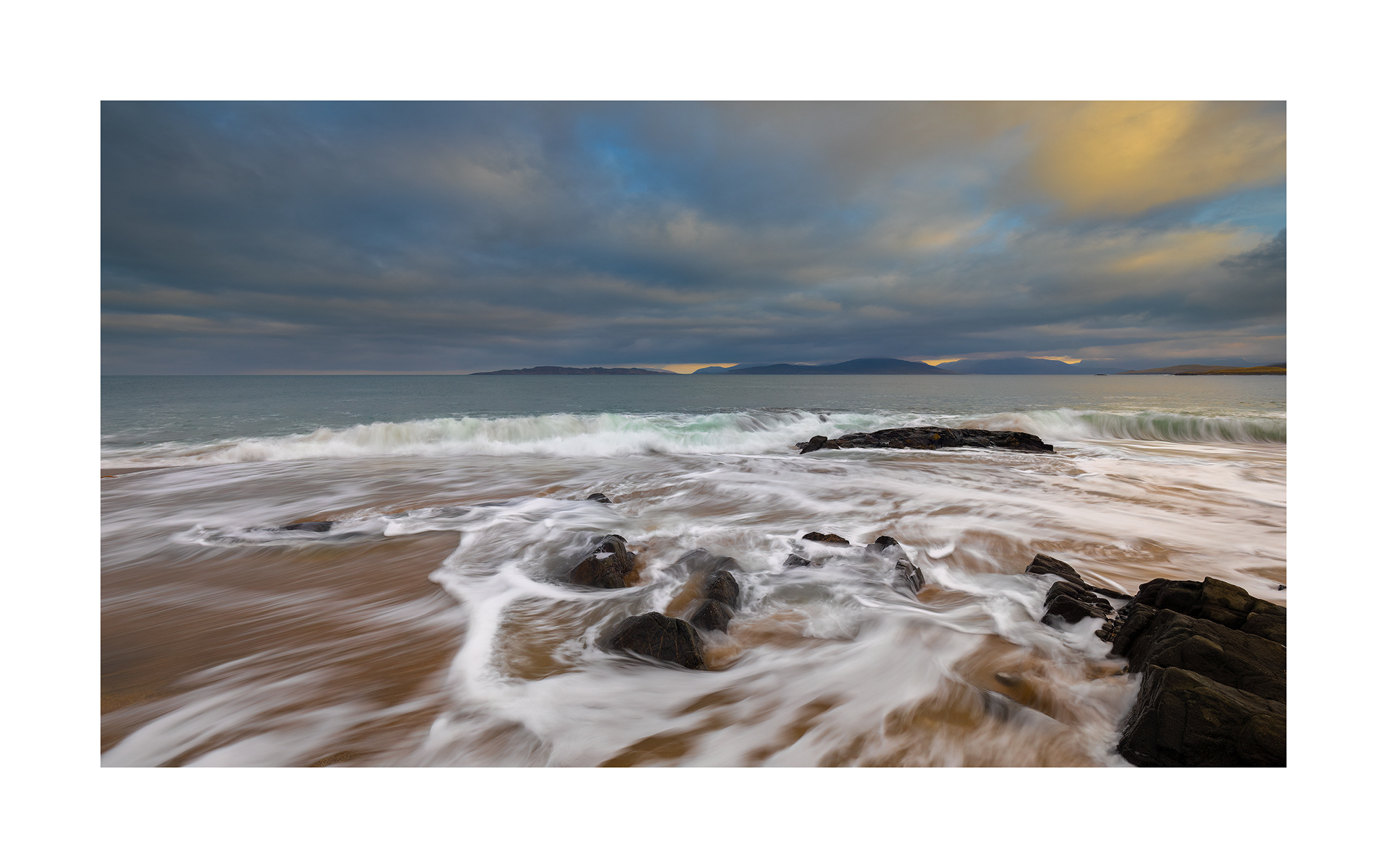 Small Beach  On Harris V2