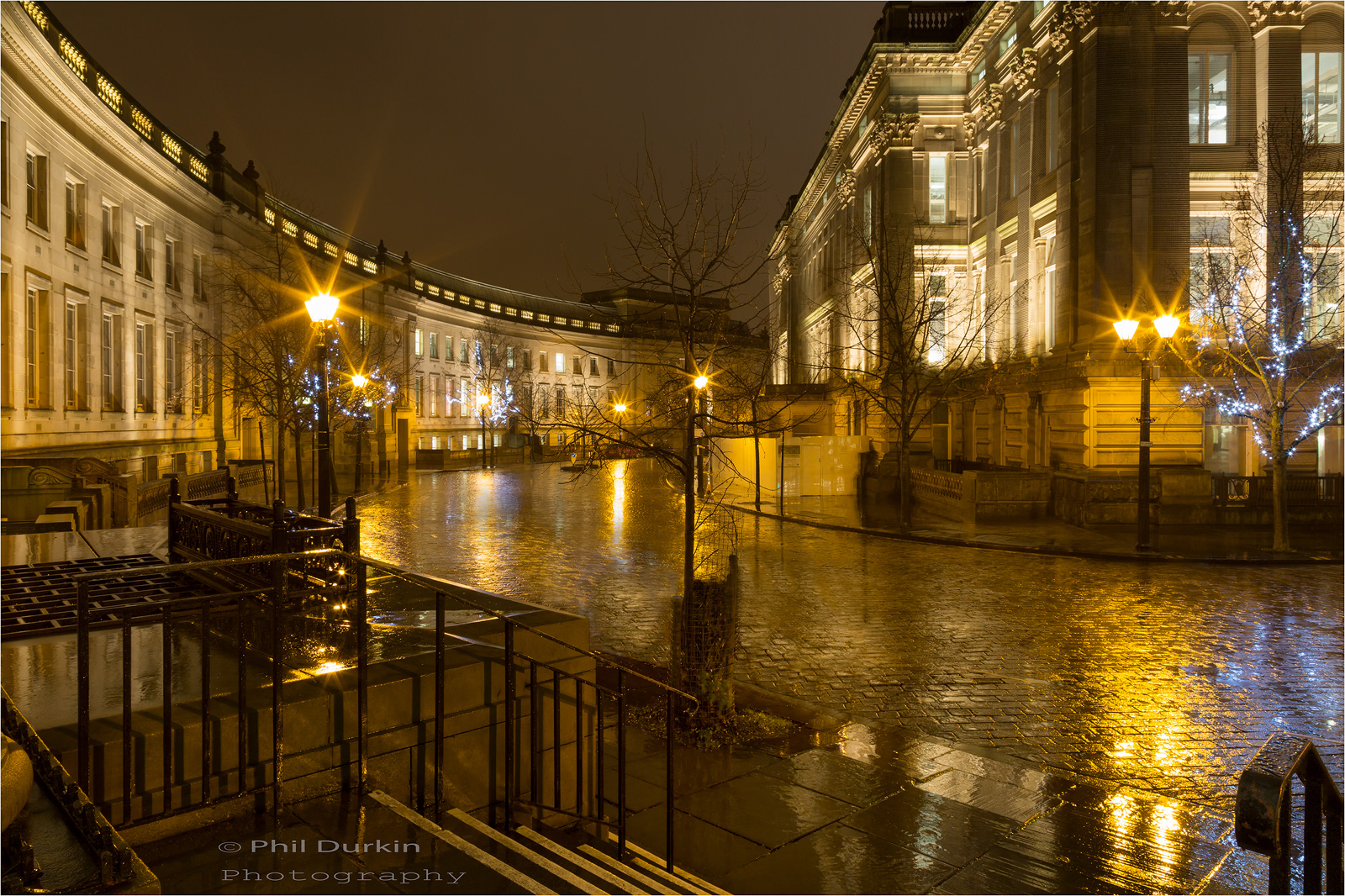 Le Mans Crescent - Bolton