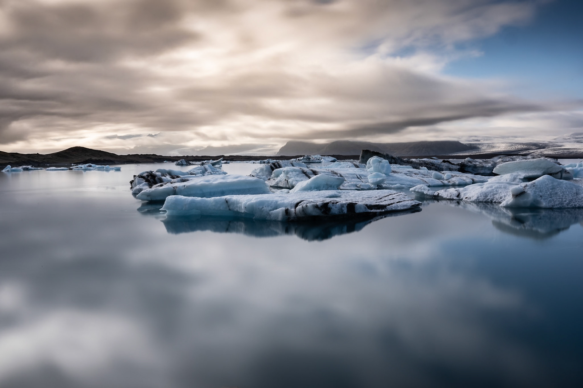 The Jökulsárlón Glacier Lagoon in Iceland. Peaceful.