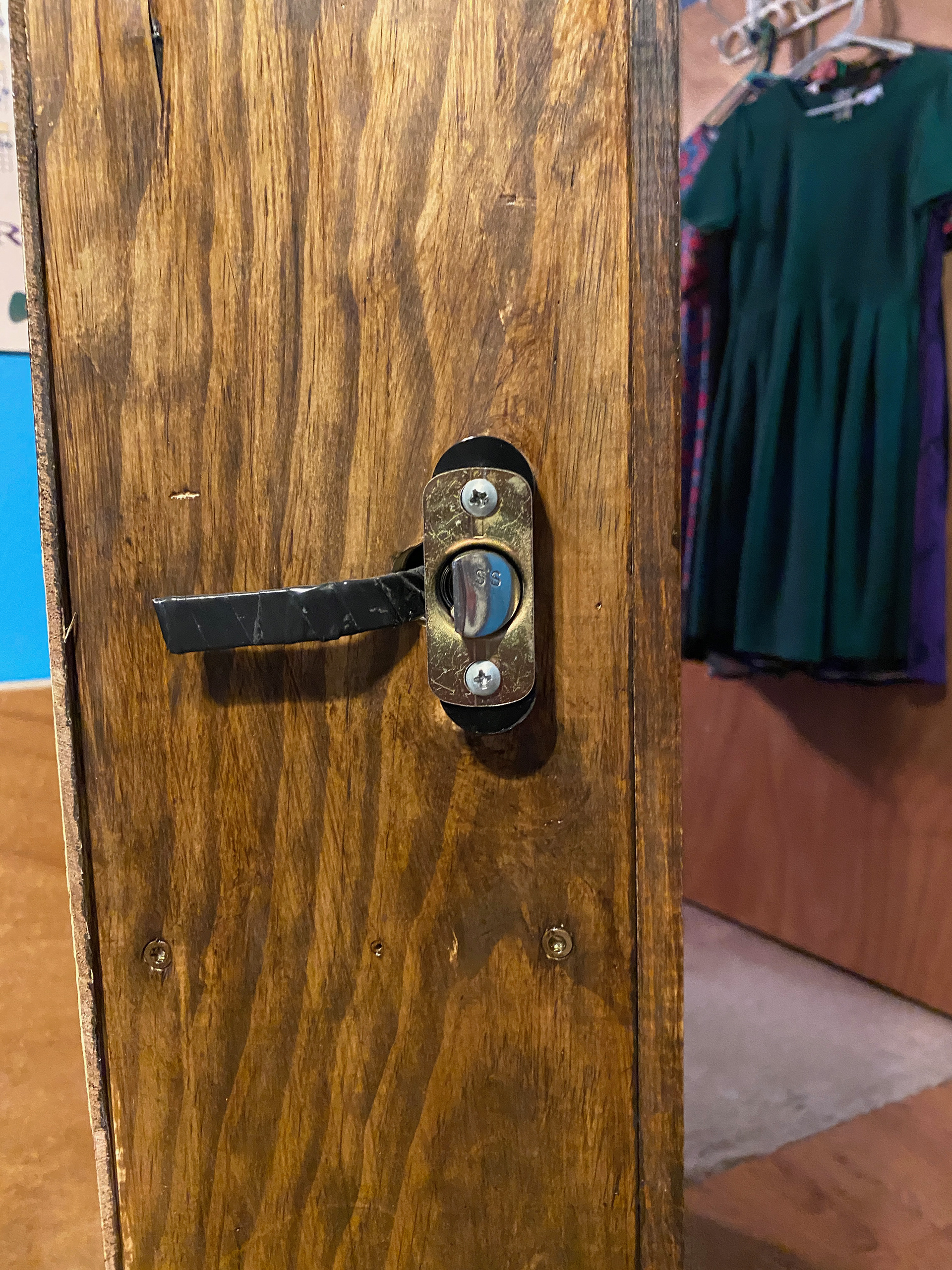 Lever to activate mechanism from inside