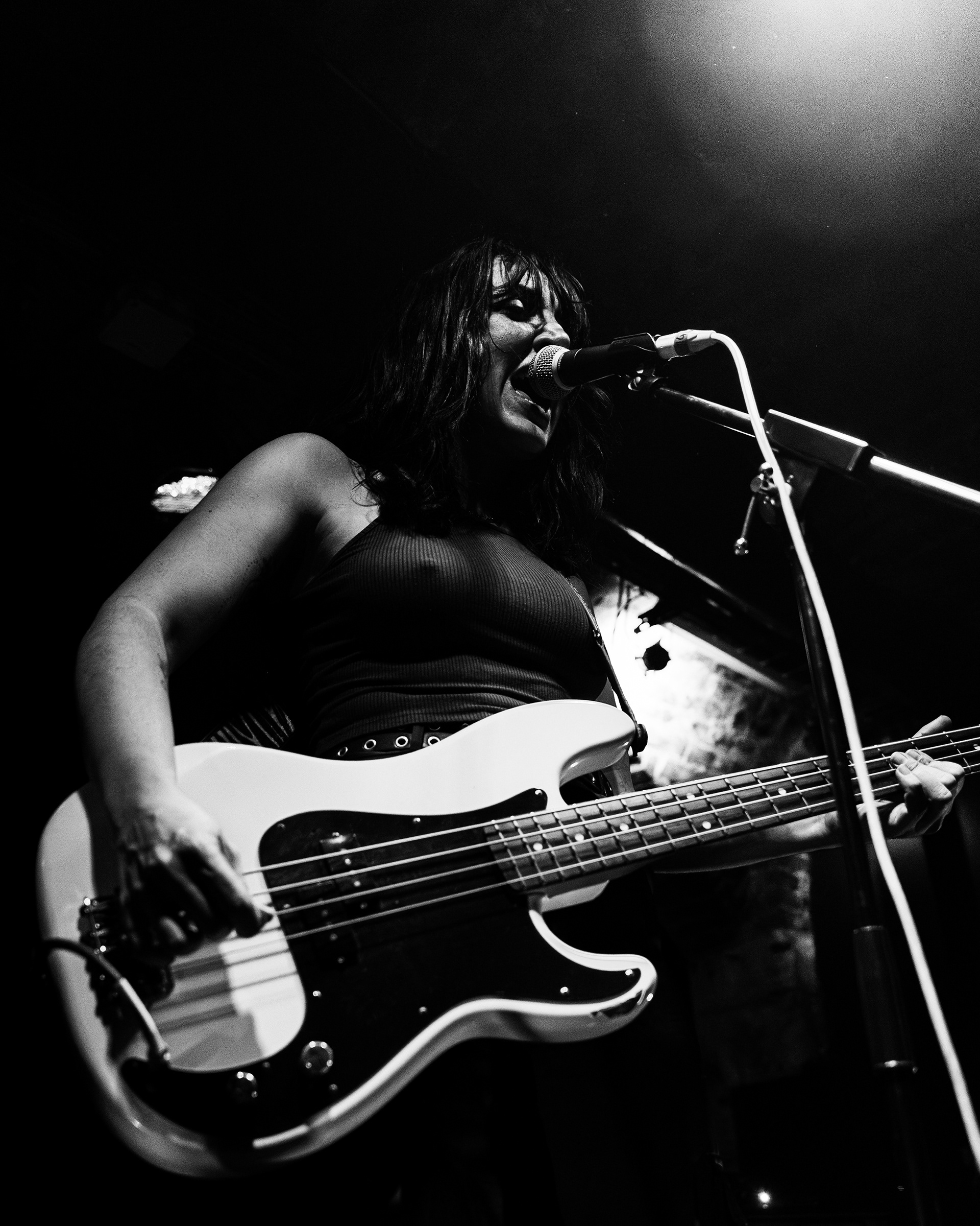 VENIN CARMIN @ LE 3 PIECES / MARS 24