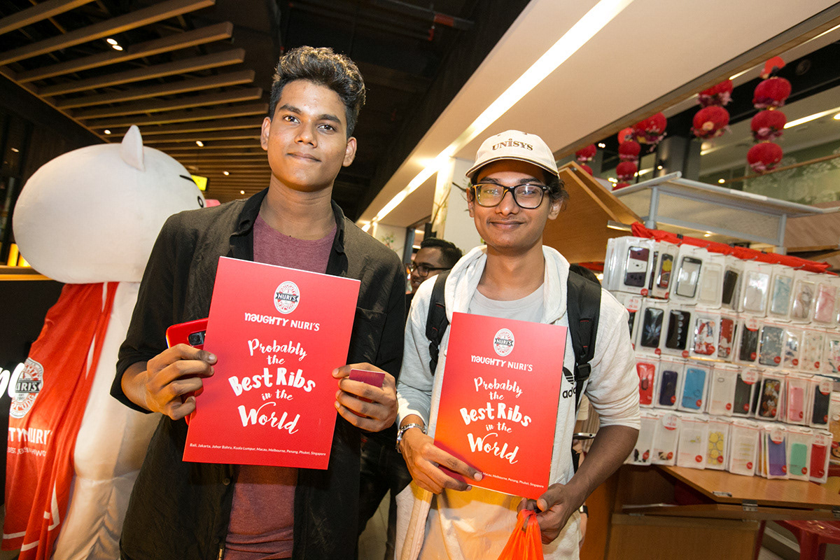 Eaters with the designed membership card holder