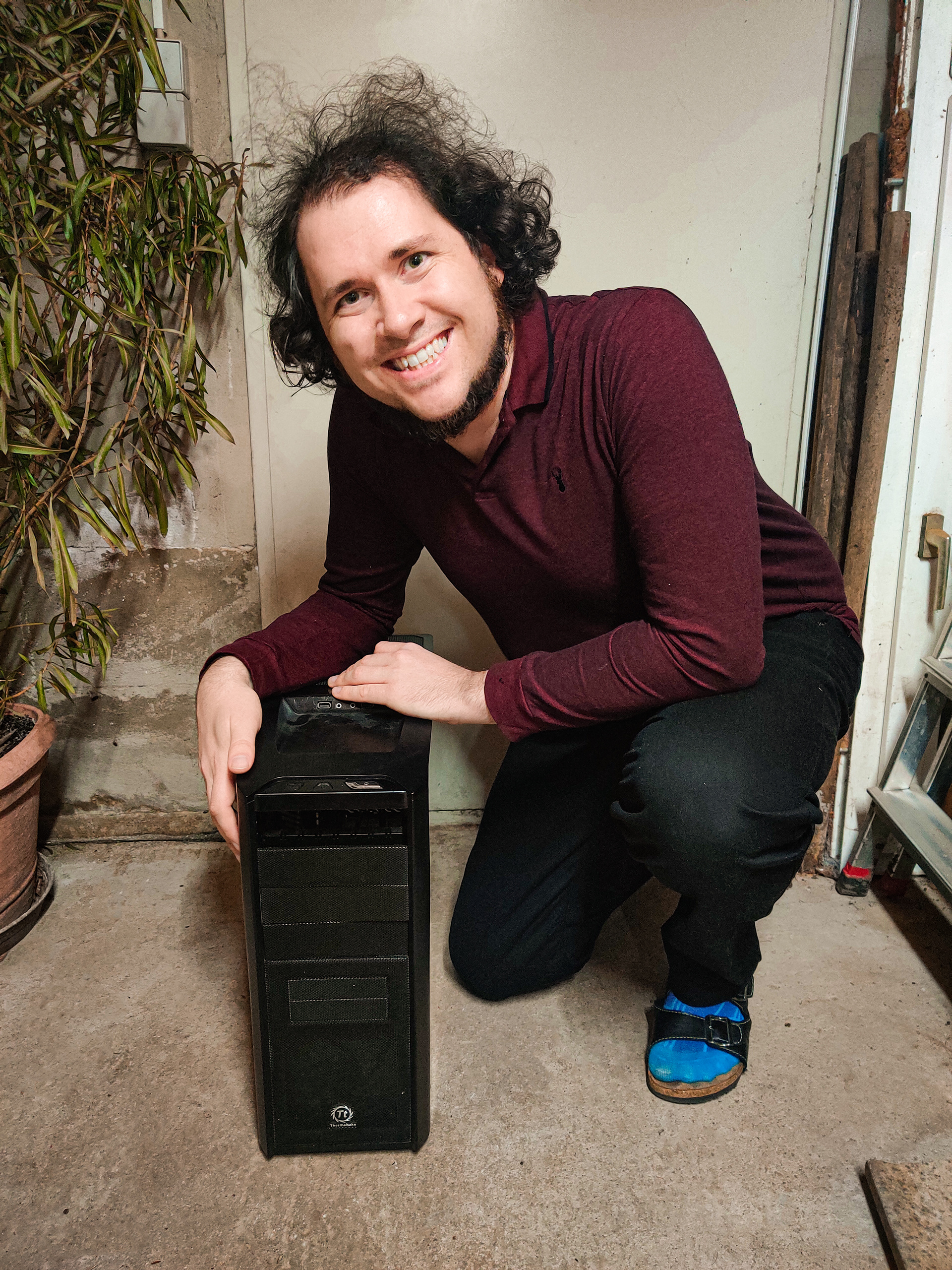 17.04. - Stephan und einer seiner alten PCs