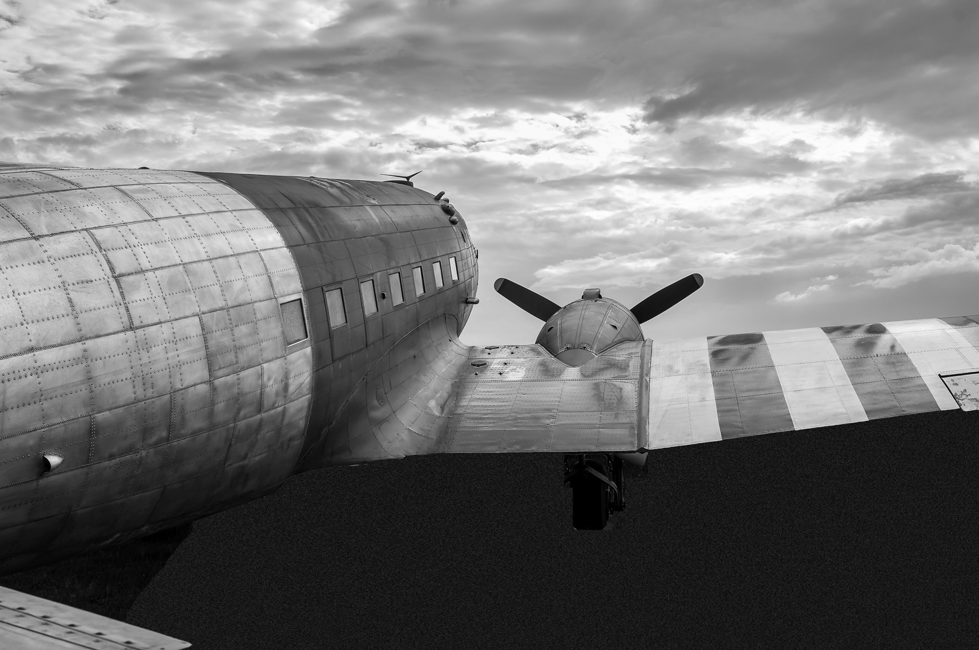 C-47 (DC-3)
