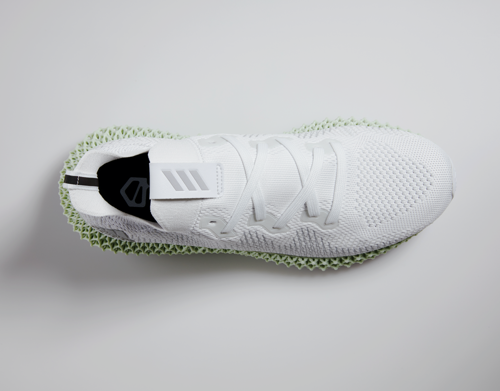 Tenis alphaedge hot sale 4d