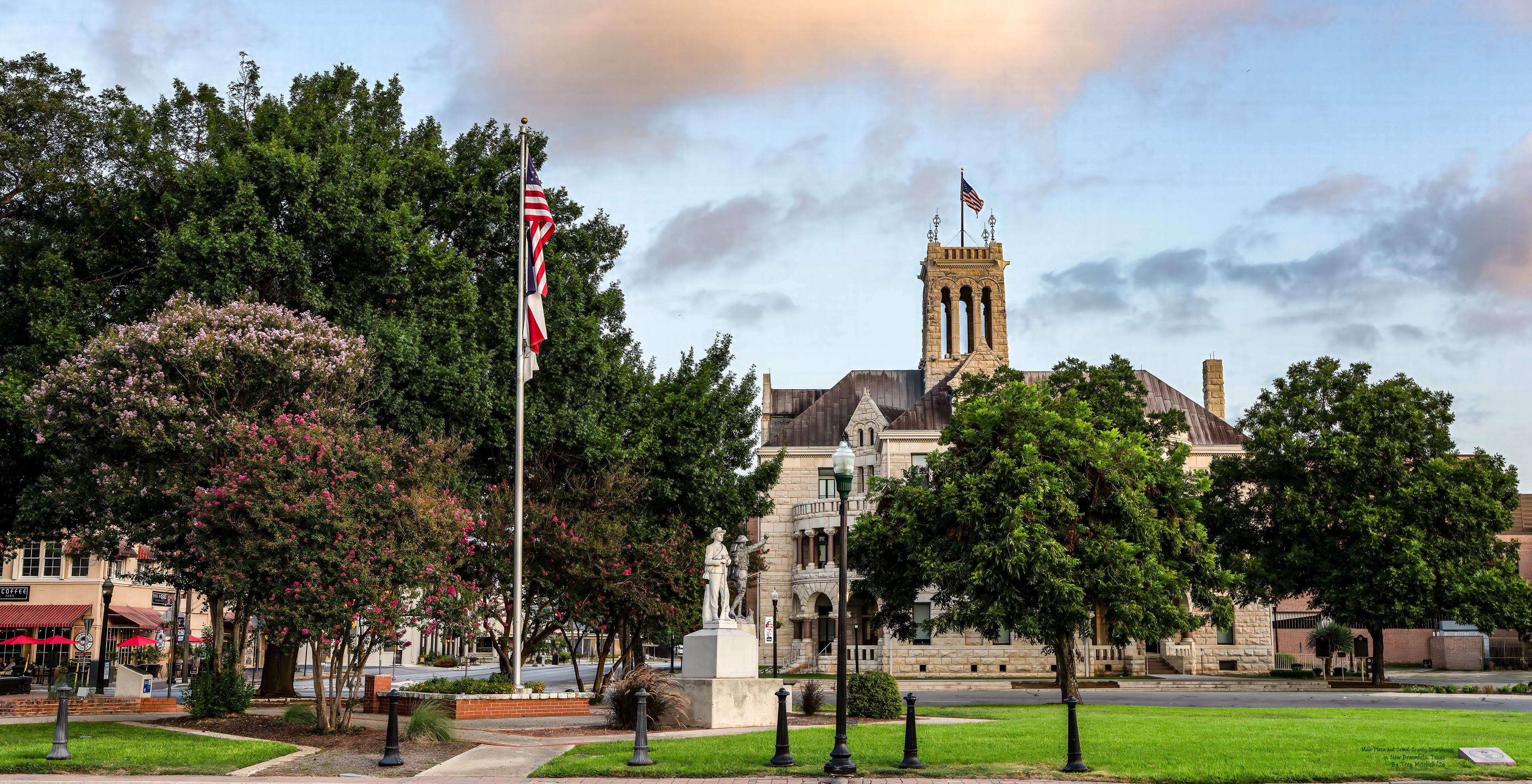 New Braunfels Main Plaza and Comal County Courthouse