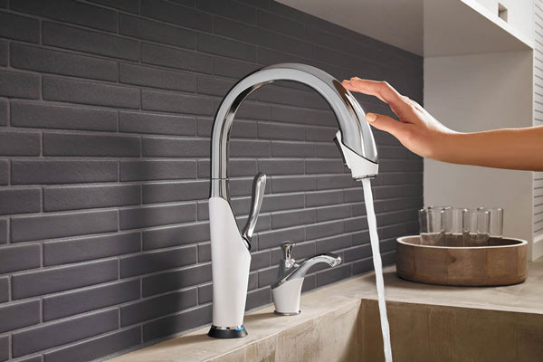 Kitchen sinks, taps & faucets