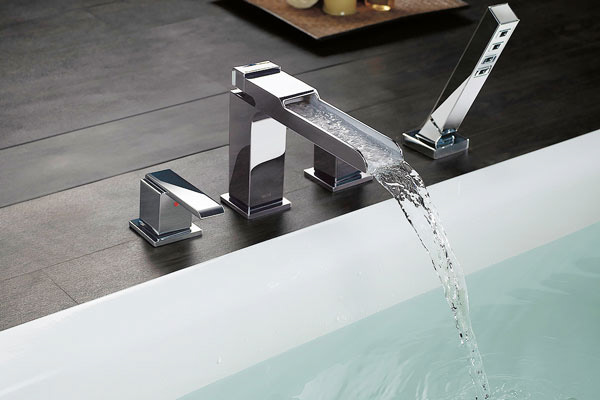 Bath tubs