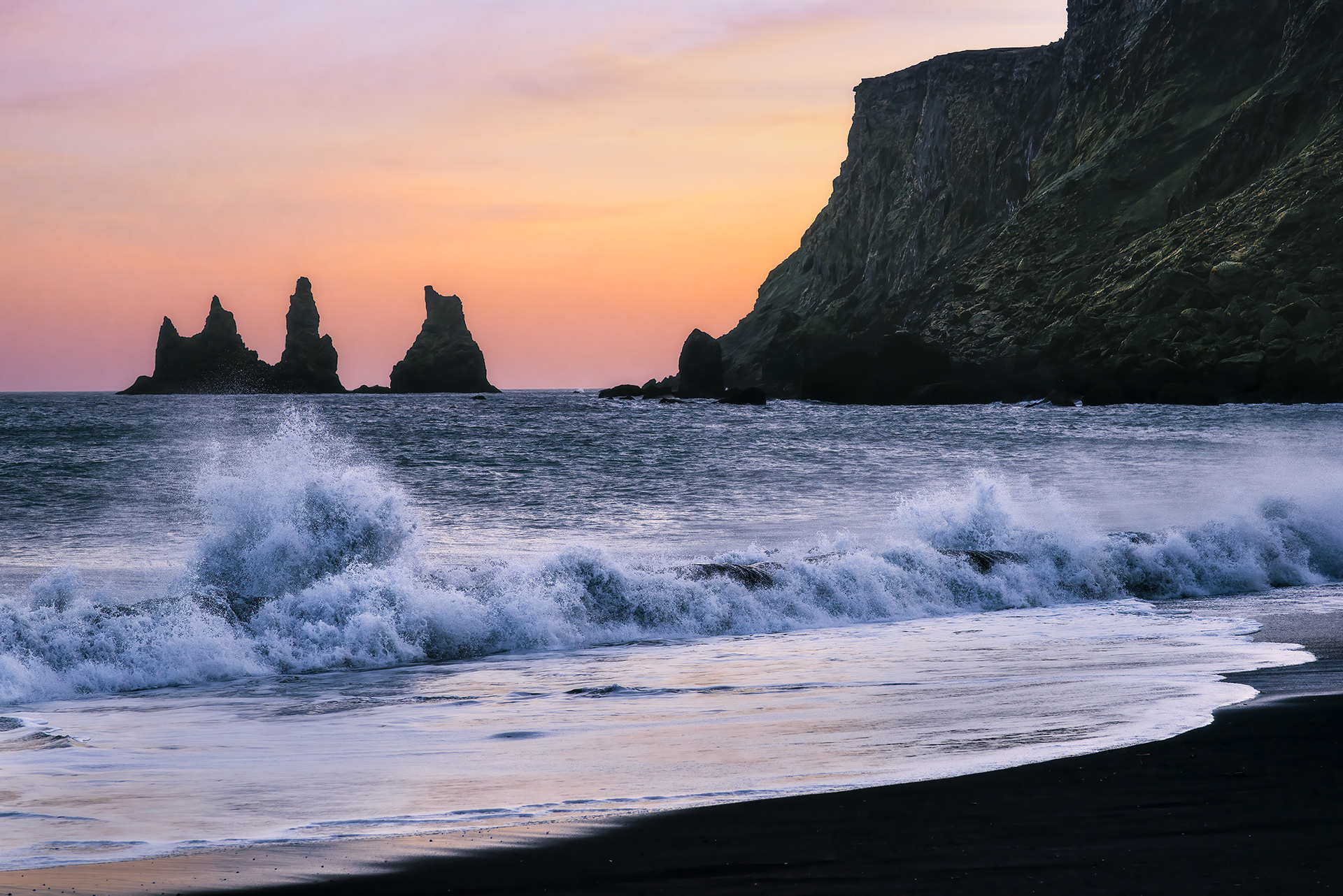 Black sand. White waves. Green cliffs - Vikurfjara Black Sand Beach