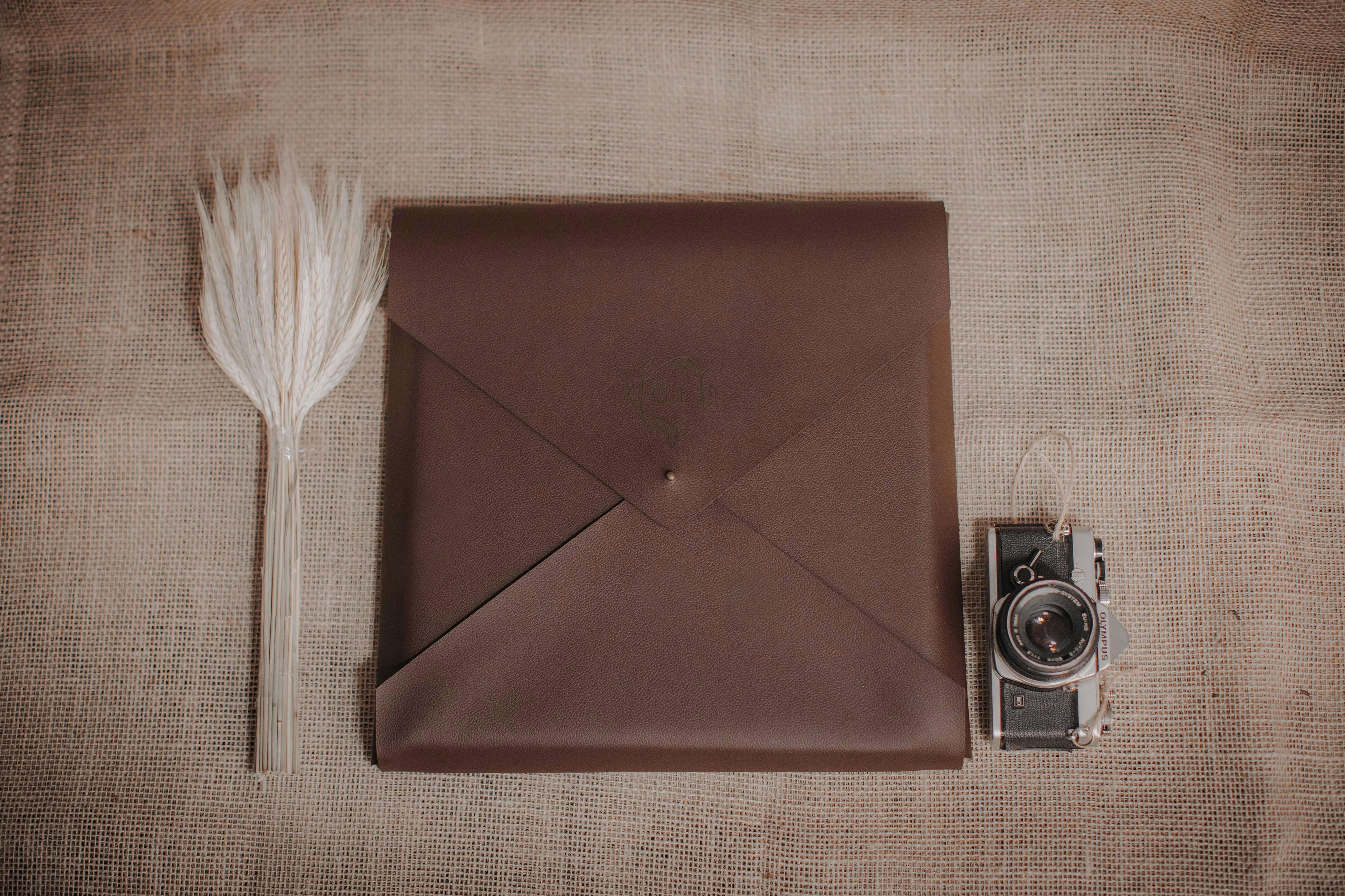 Estojo envelope para álbuns