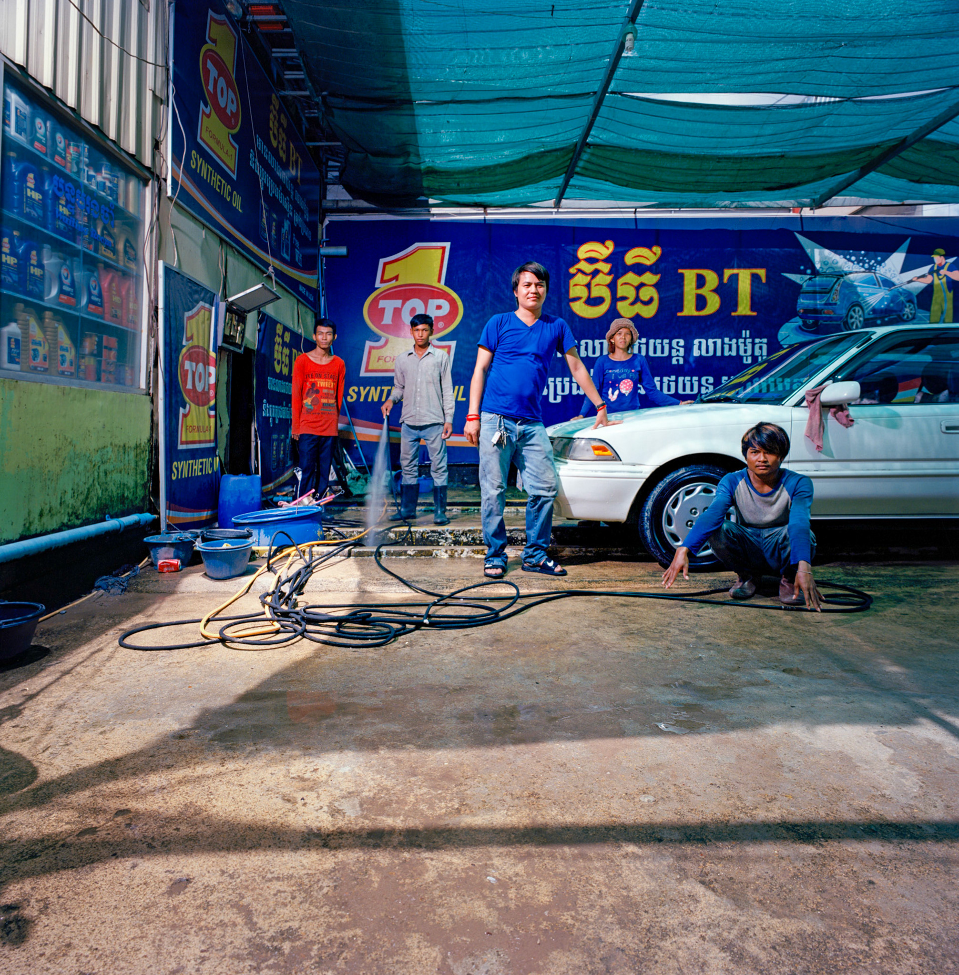 Rue Pasteur Car Wash, Phnom Penh 2015