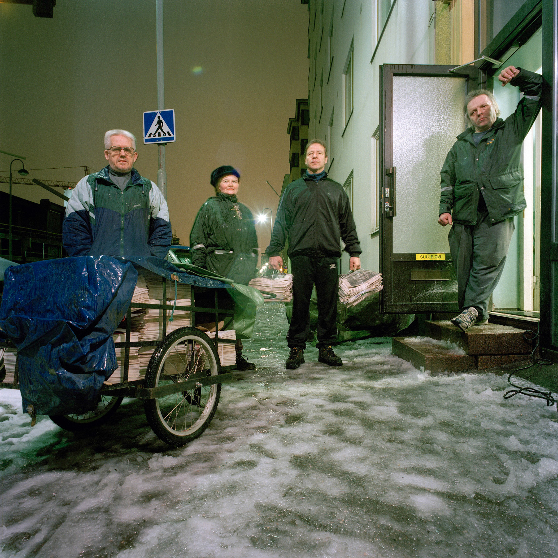 Newspaper CarriersLeijonajakelu Oy Helsinki 1999