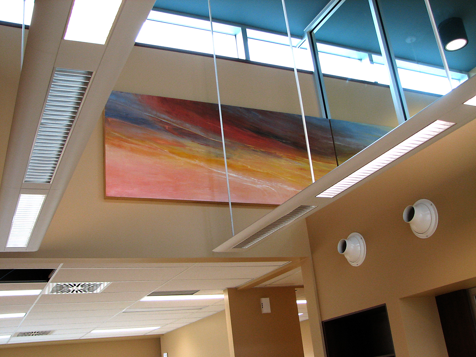 Le fleuve se creuse un passage vers le ciel