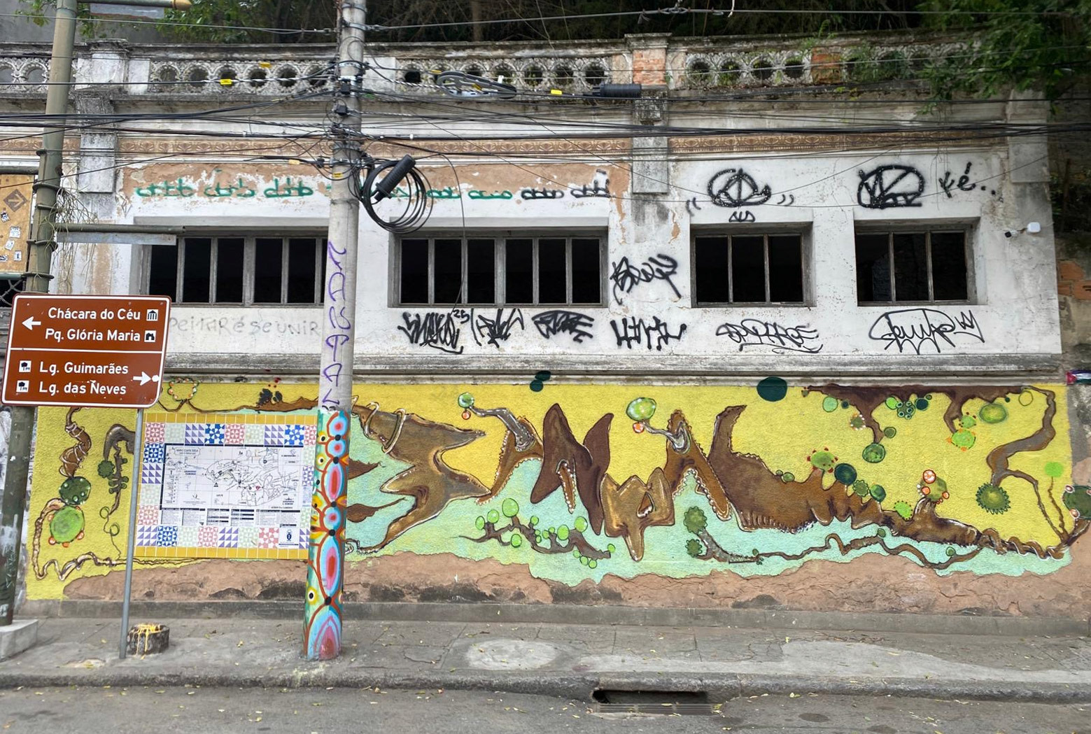 Largo do Curvelo - Santa Teresa - RJ 