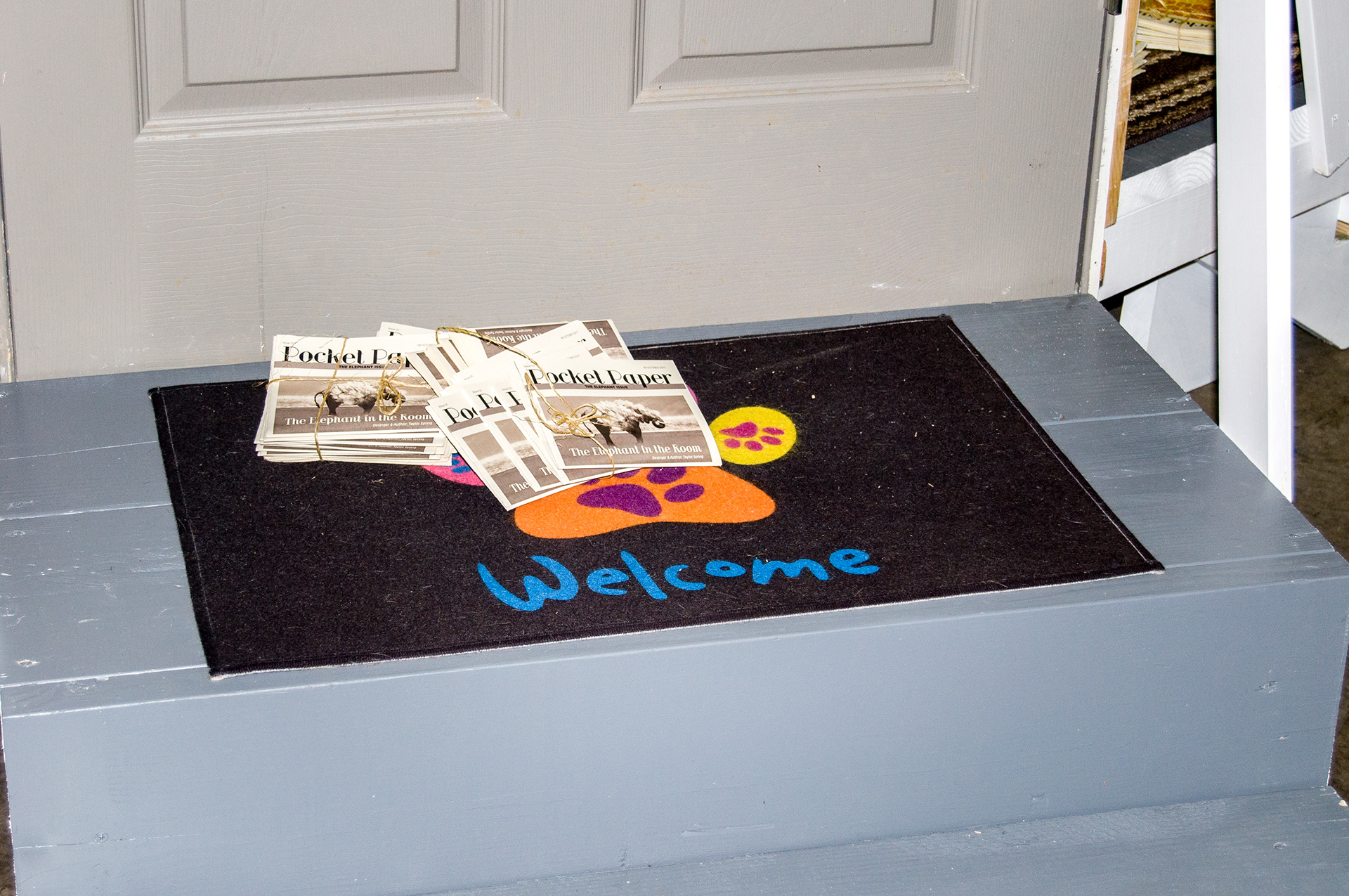 Pocket Papers on Stoop