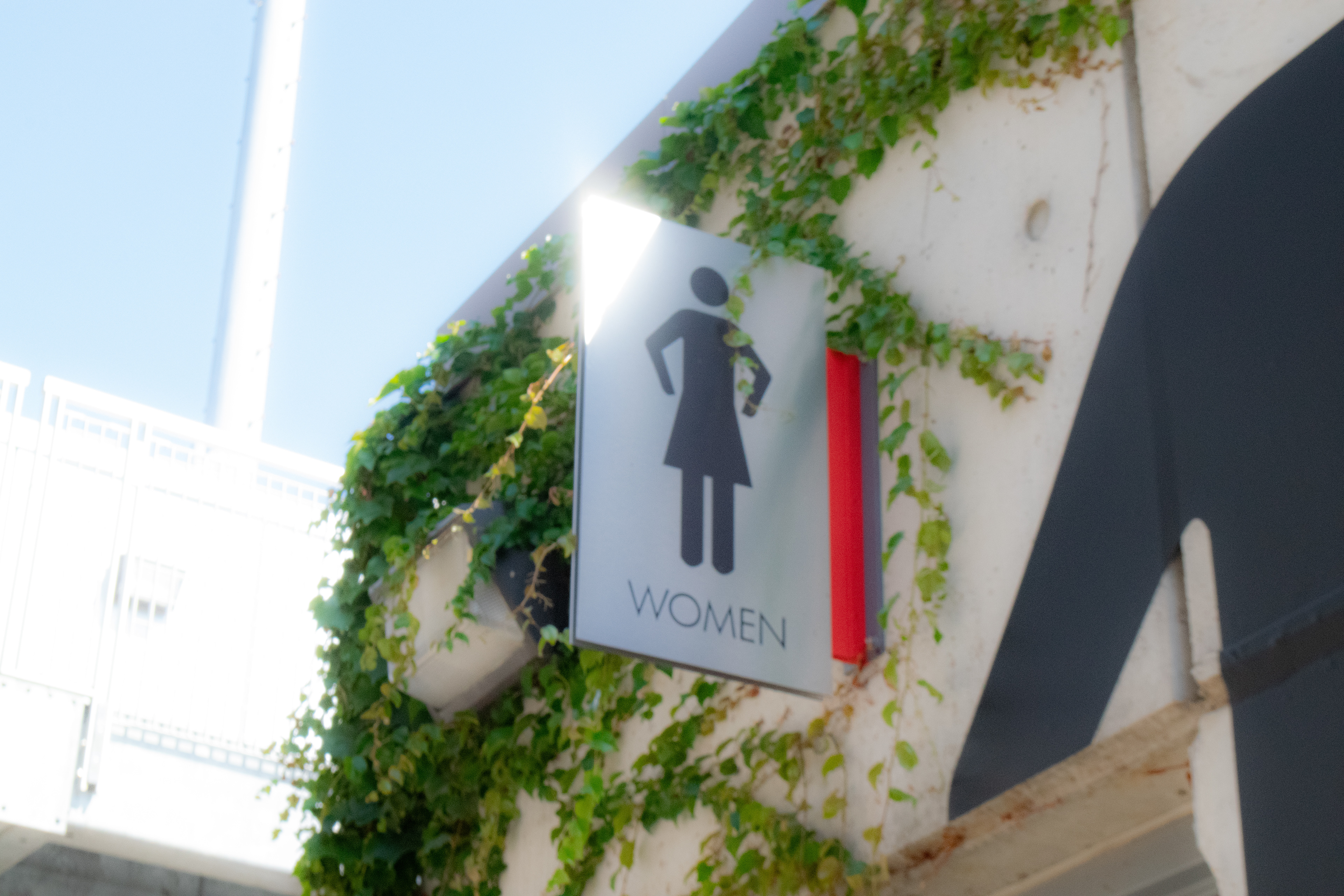 Photo walk - Bathroom Sign