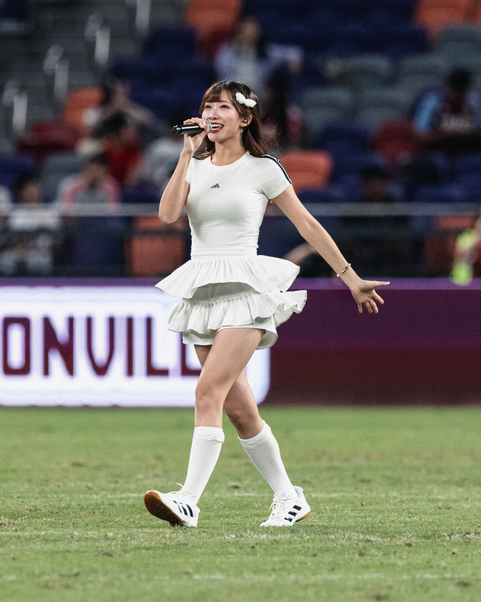 HONG KONG, China - AUGUST 07: Sin Dik Kei, dancer from Hong Kong, China performs during 2026 Audi Football Summit - Bayern Munich vs Aston Villa at Kai Tak Stadium on August 7, 2026 in Hong Kong, China, (Photo by Jack Ng/Alamy Live News)