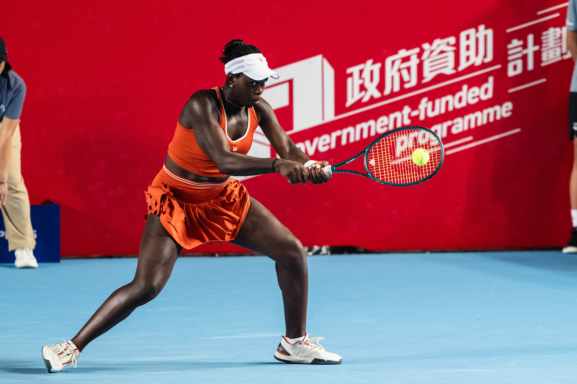 HONG KONG, China - Anna Kalinskaya of Russia play against Victoria Mboko of Canada during WTA 250 - Prudential Hong Kong Tennis Open at Victoria Park Tennis Court on October 31, 2025 in Hong Kong, China, (Photo by Jack Ng/Alamy Live News)