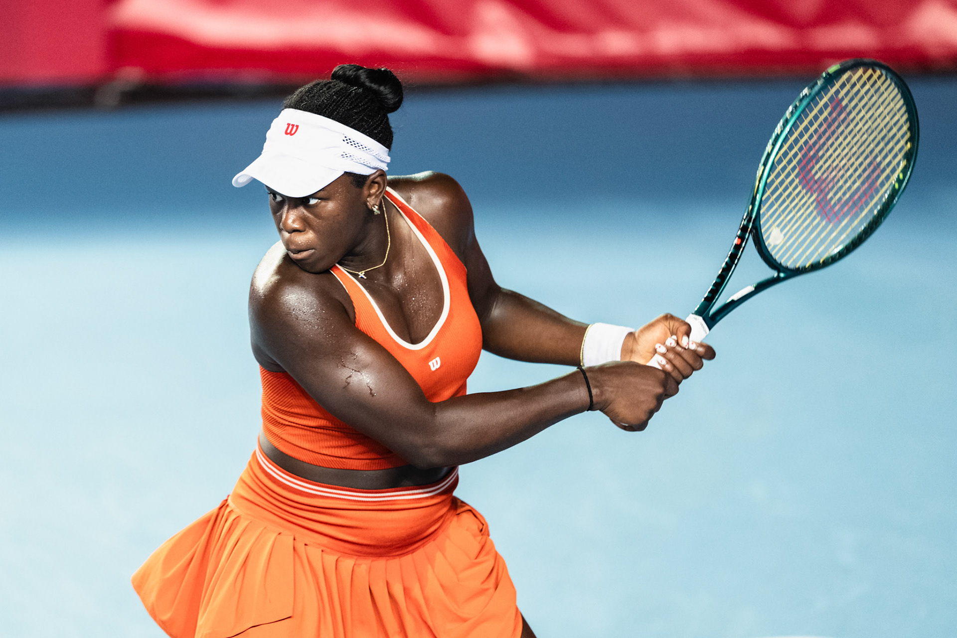 HONG KONG, China - Anna Kalinskaya of Russia play against Victoria Mboko of Canada during WTA 250 - Prudential Hong Kong Tennis Open at Victoria Park Tennis Court on October 31, 2025 in Hong Kong, China, (Photo by Jack Ng/Alamy Live News)