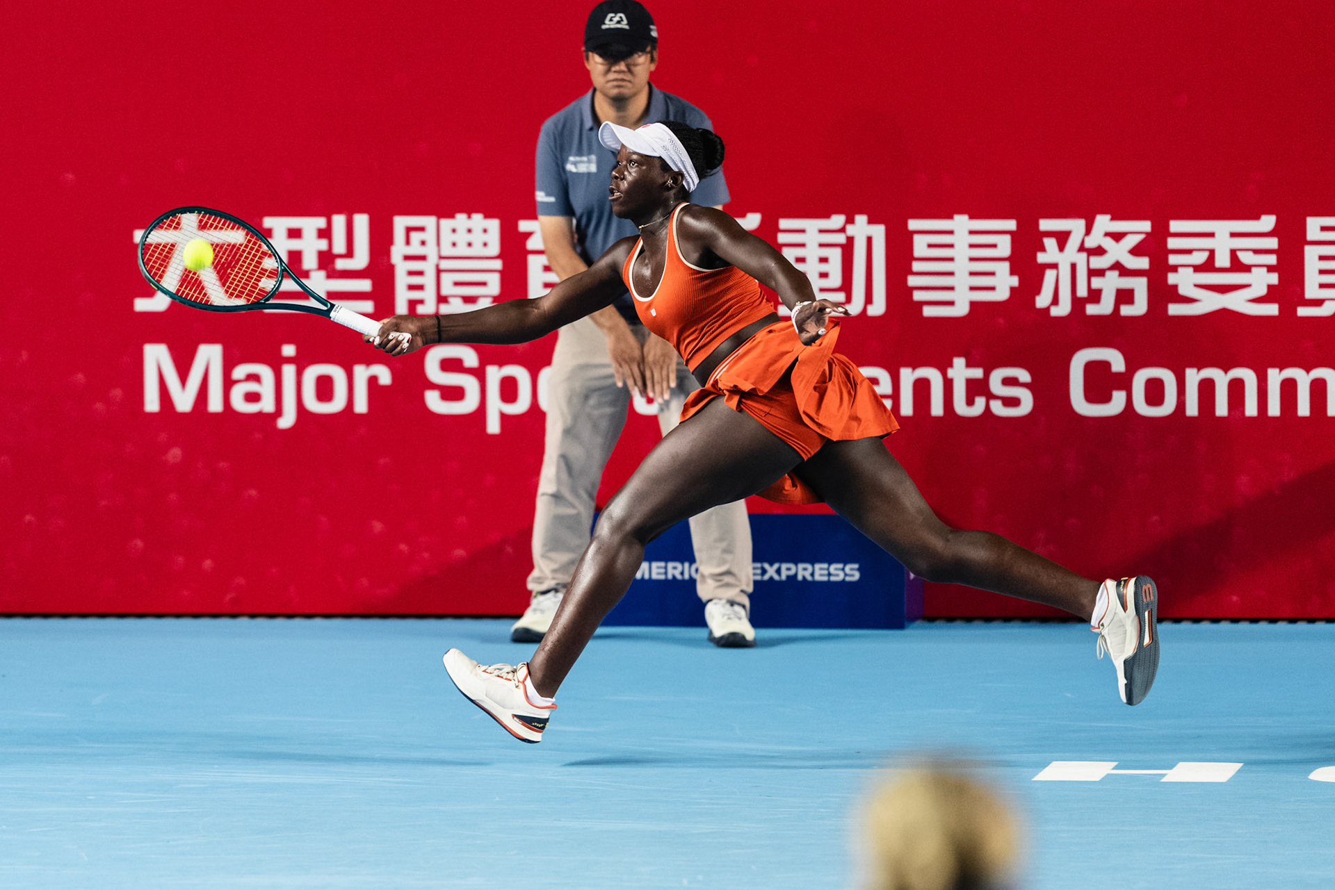 HONG KONG, China - Anna Kalinskaya of Russia play against Victoria Mboko of Canada during WTA 250 - Prudential Hong Kong Tennis Open at Victoria Park Tennis Court on October 31, 2025 in Hong Kong, China, (Photo by Jack Ng/Alamy Live News)