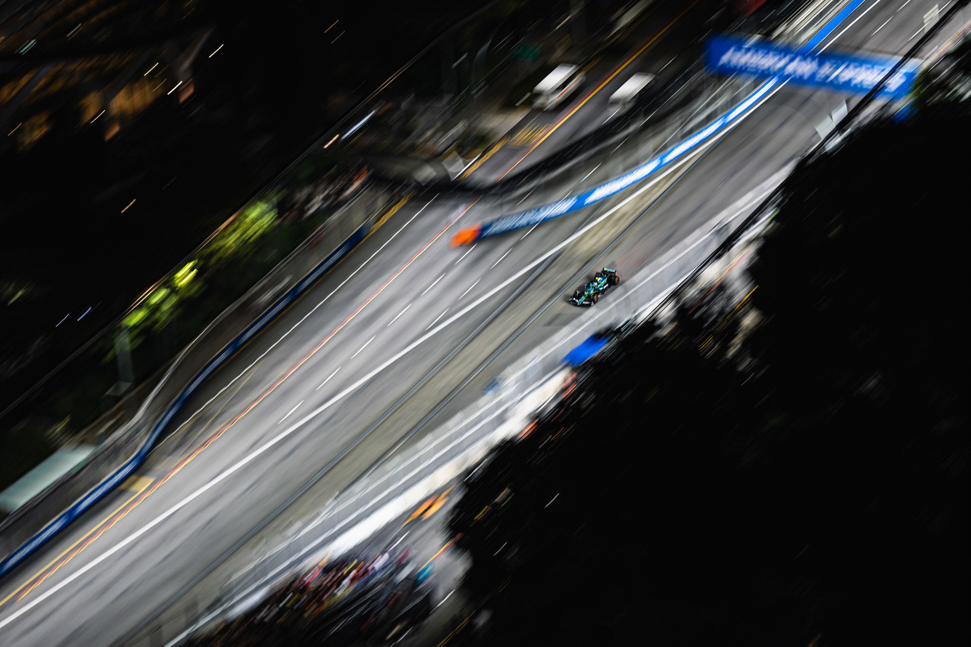 SINGAPORE, Singapore - OCTOBER  05:  during F1 Grand Prix of Singapore at Marina Bay Street Circuit on October 5, 2025 in Singapore, Singapore, (Photo by Jack Ng/Alamy Live News)