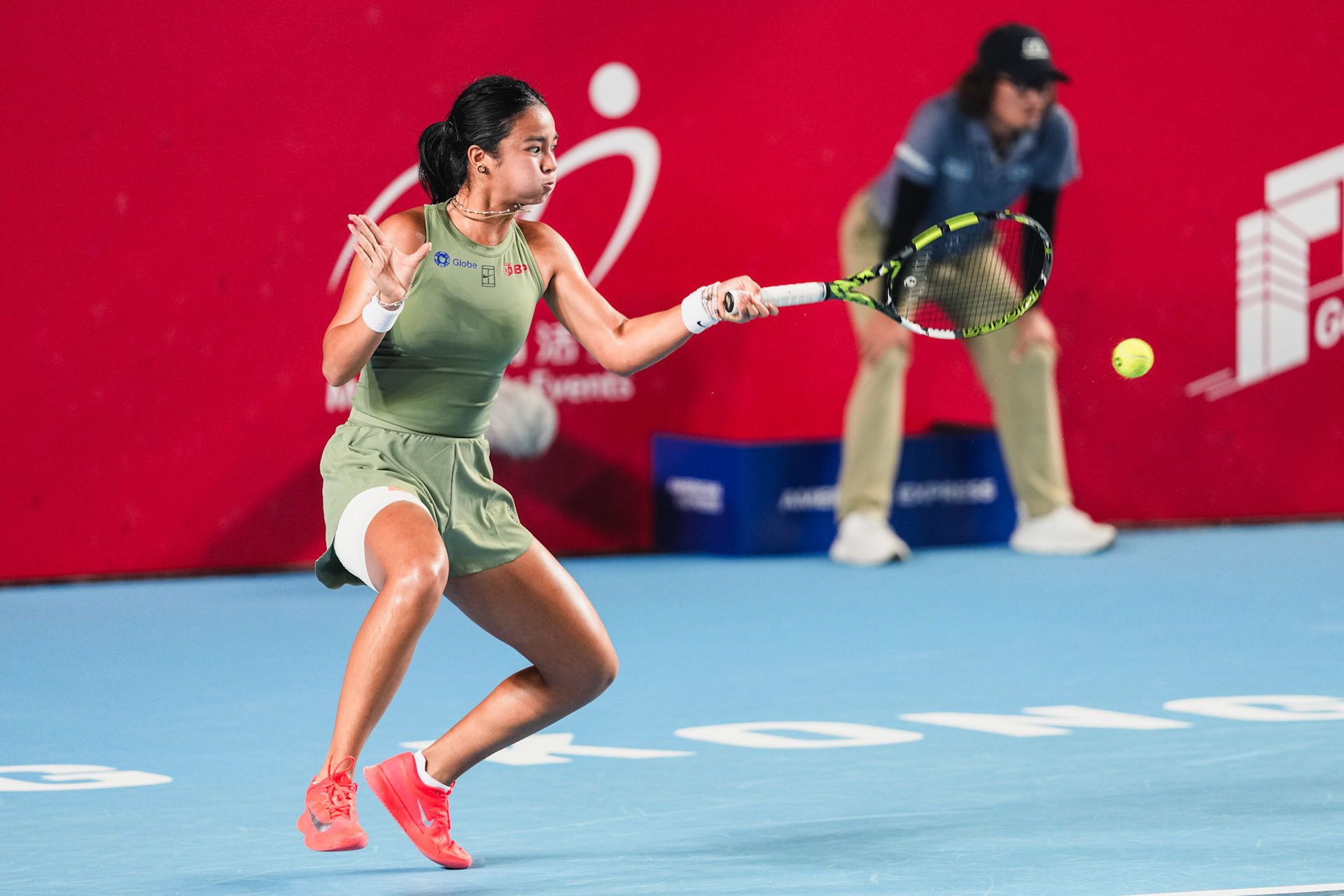 HONG KONG, China - Alexandra Eala of the Philippines vs Victoria Mboko of Canada in action during WTA 250 - Prudential Hong Kong Tennis Open at Victoria Park Tennis Court on October 30, 2025 in Hong Kong, China, (Photo by Jack Ng/Alamy Live News)