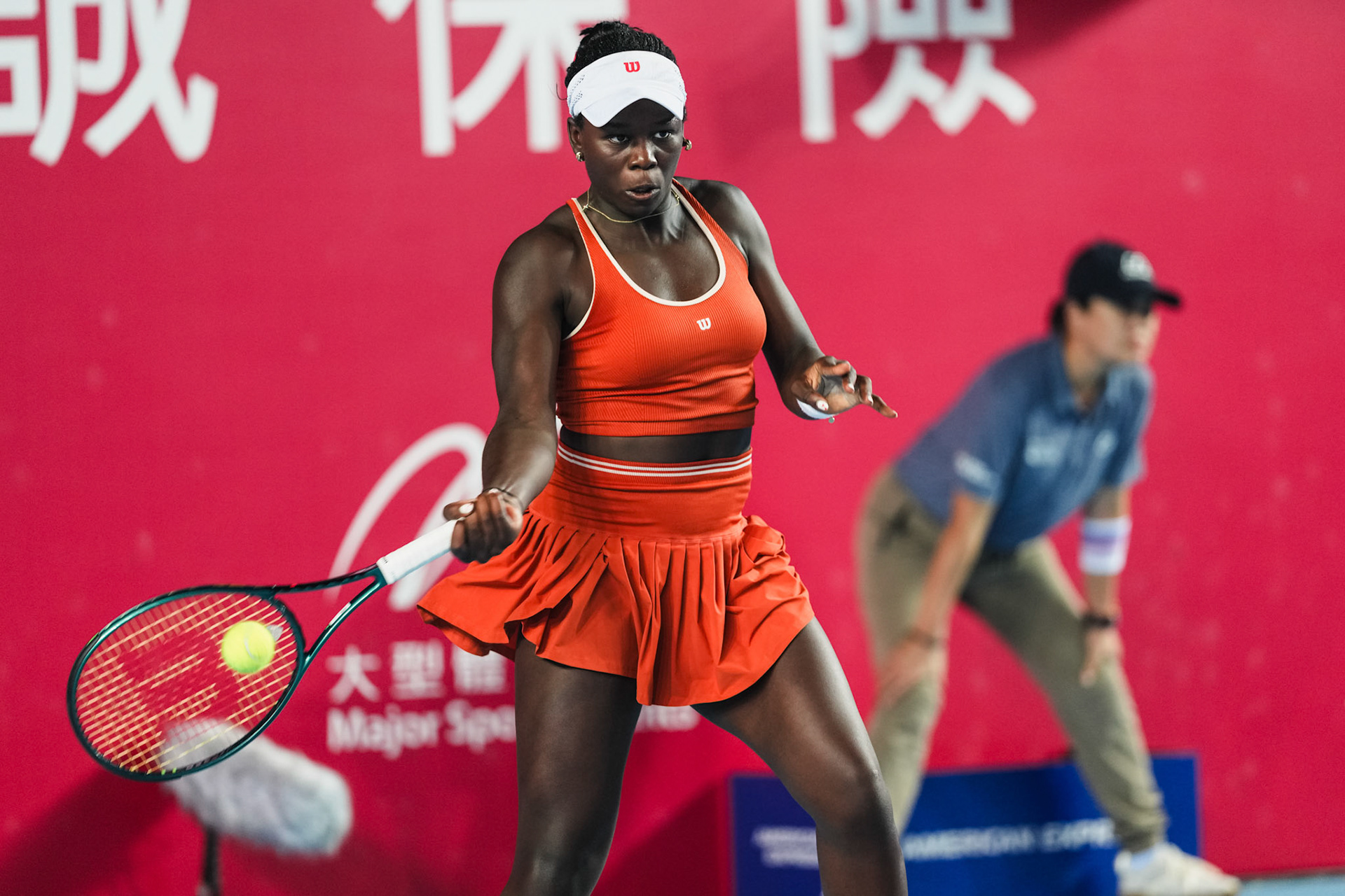 HONG KONG, China - Alexandra Eala of the Philippines vs Victoria Mboko of Canada in action during WTA 250 - Prudential Hong Kong Tennis Open at Victoria Park Tennis Court on October 30, 2025 in Hong Kong, China, (Photo by Jack Ng/Alamy Live News)