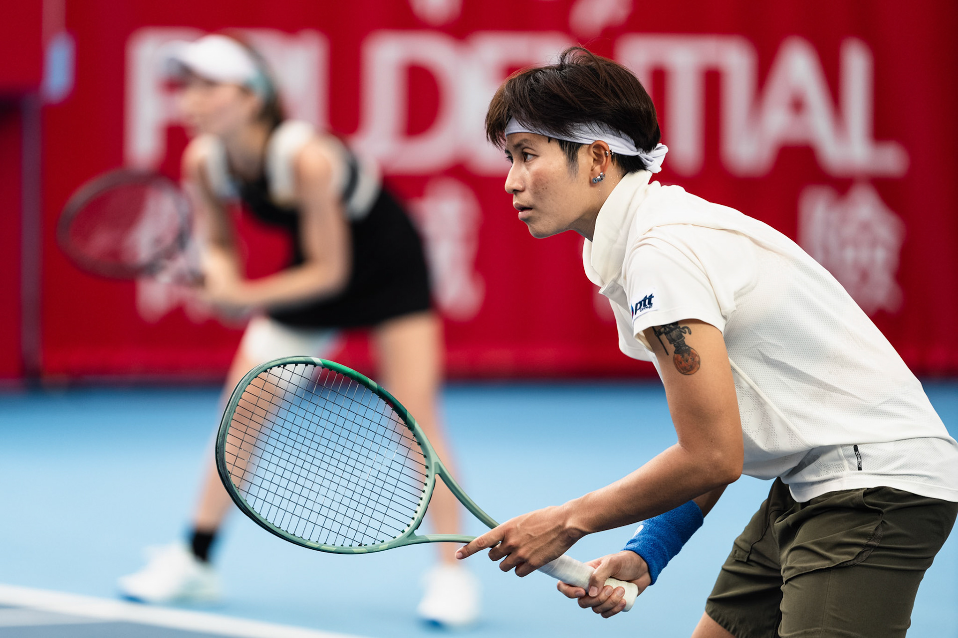 HONG KONG, China - Kamilla RAKHIMOVA and Aliaksandra SASNOVICH of Russia play against Momoko KOBORI of Japan and Peangtarn PLIPUECH of Thailand during WTA 250 - Prudential Hong Kong Tennis Open at Victoria Park Tennis Court on October 31, 2025 in Hong Kong, China, (Photo by Jack Ng/Alamy Live News)