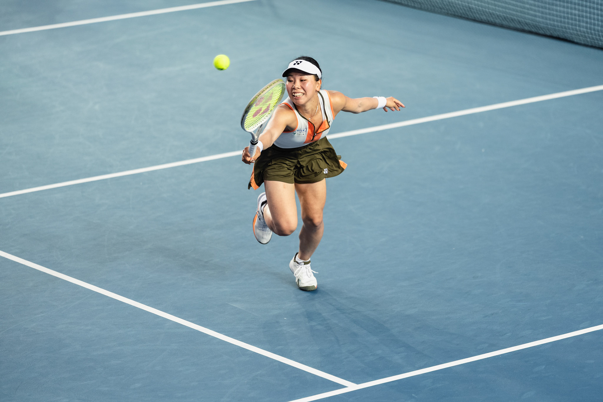 HONG KONG, China - Himeno Sakatsume of Japan play against Maya Joint during WTA 250 - Prudential Hong Kong Tennis Open at Victoria Park Tennis Court on October 31, 2025 in Hong Kong, China, (Photo by Jack Ng/Alamy Live News)
