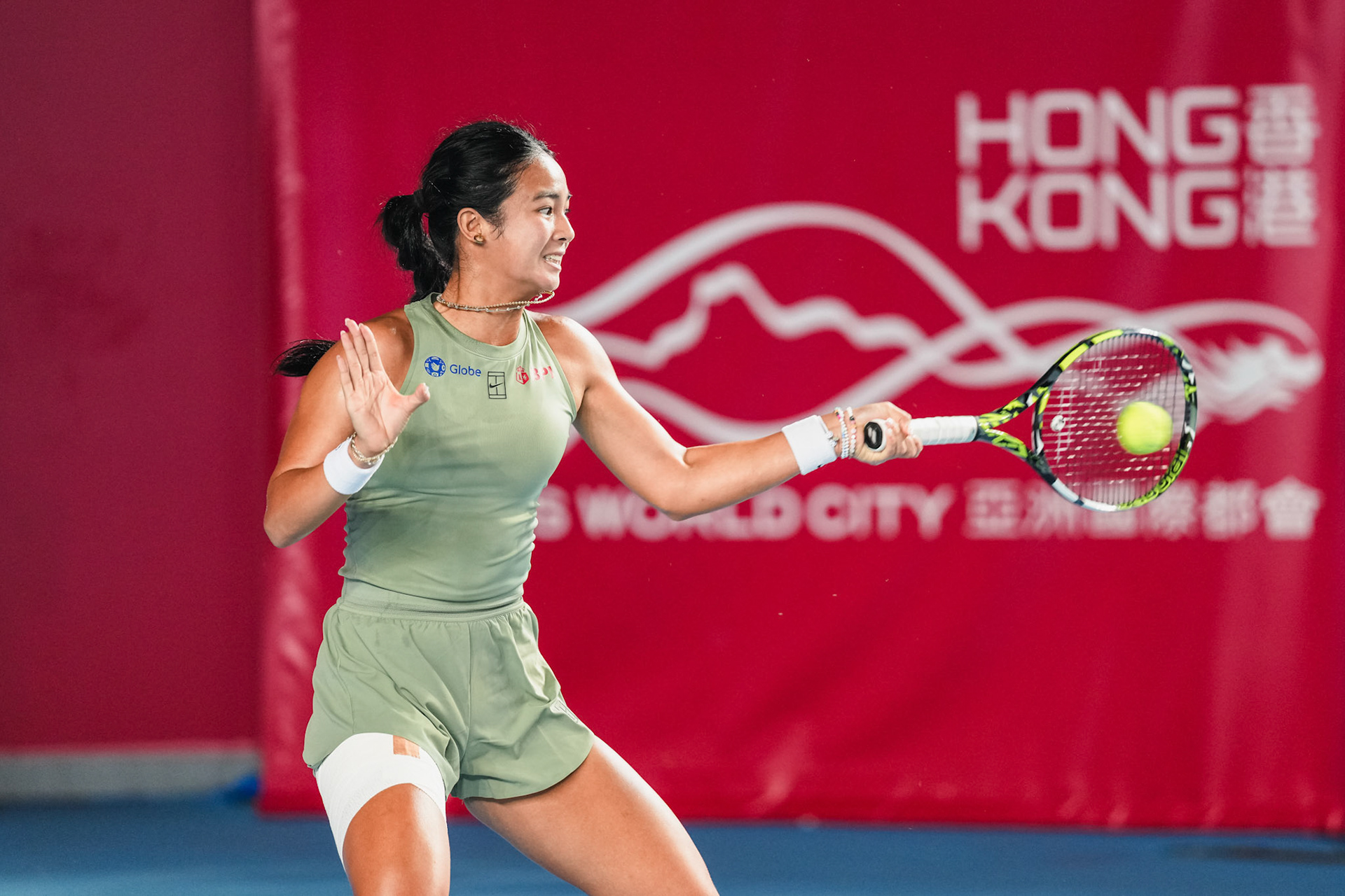 HONG KONG, China - Alexandra Eala of the Philippines vs Victoria Mboko of Canada in action during WTA 250 - Prudential Hong Kong Tennis Open at Victoria Park Tennis Court on October 30, 2025 in Hong Kong, China, (Photo by Jack Ng/Alamy Live News)