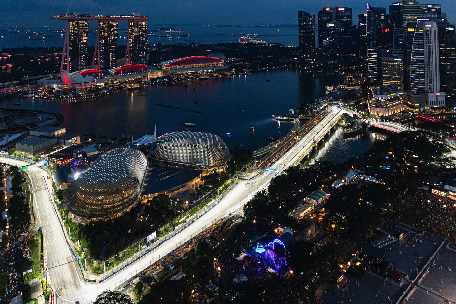 SINGAPORE, Singapore - OCTOBER  05:  during F1 Grand Prix of Singapore at Marina Bay Street Circuit on October 5, 2025 in Singapore, Singapore, (Photo by Jack Ng/Alamy Live News)