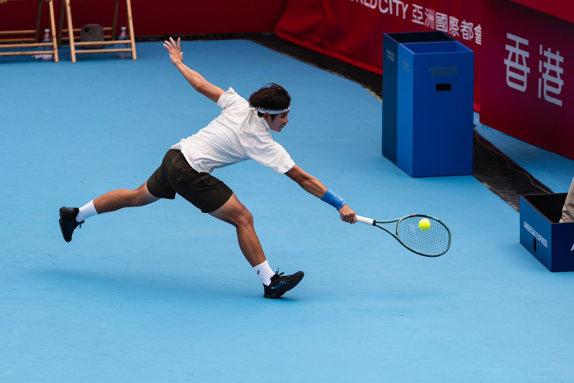 HONG KONG, China - Kamilla RAKHIMOVA and Aliaksandra SASNOVICH of Russia play against Momoko KOBORI of Japan and Peangtarn PLIPUECH of Thailand during WTA 250 - Prudential Hong Kong Tennis Open at Victoria Park Tennis Court on October 31, 2025 in Hong Kong, China, (Photo by Jack Ng/Alamy Live News)