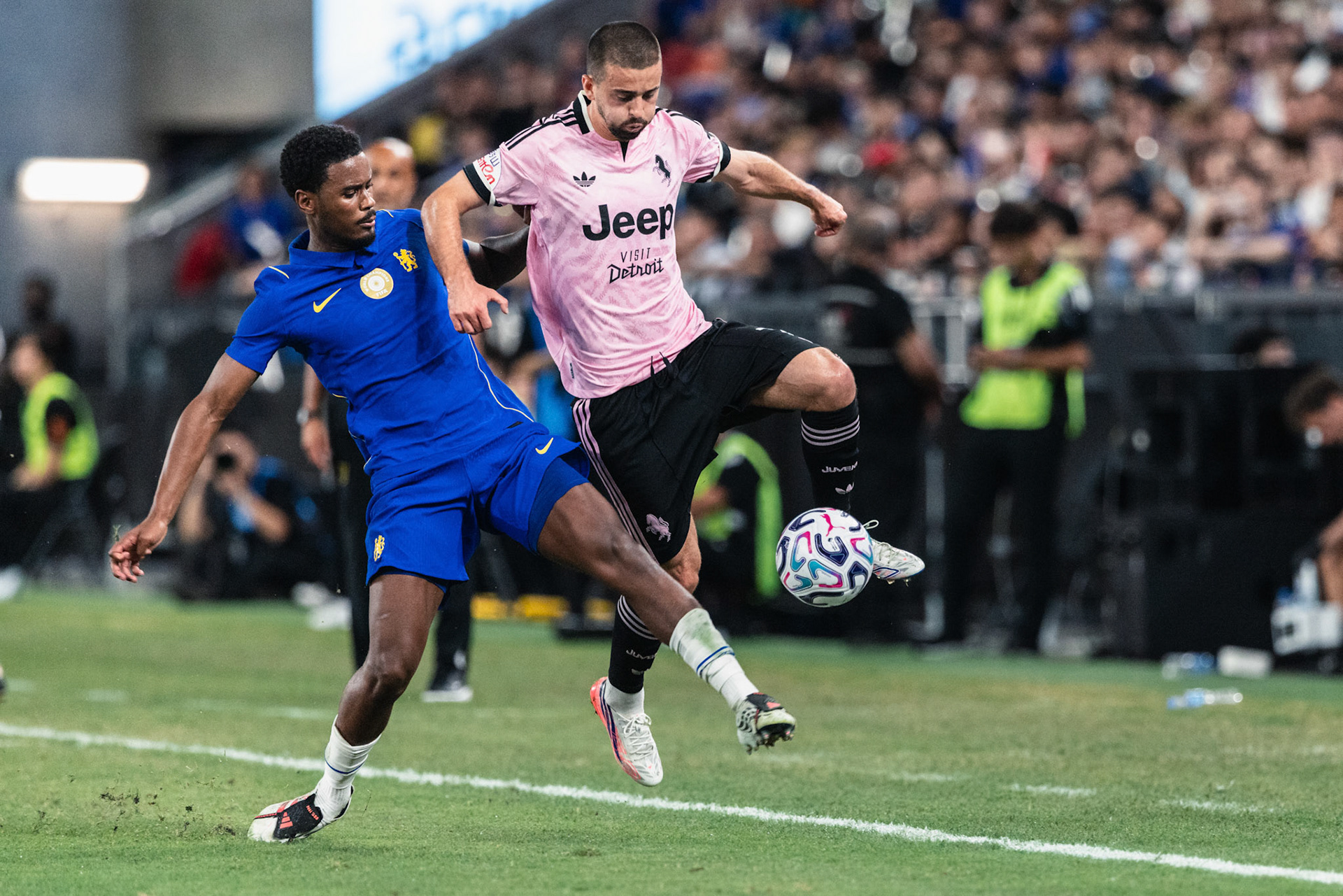 HONG KONG, China - AUGUST 05: Edon Zhegrova (No. 11) of Juventus in action during Hong Kong Football Festival (HKFF) 2026 - Chelsea vs Juventus at Kai Tak Stadium on August 5, 2026 in Hong Kong, China, (Photo by Jack Ng/Alamy Live News)