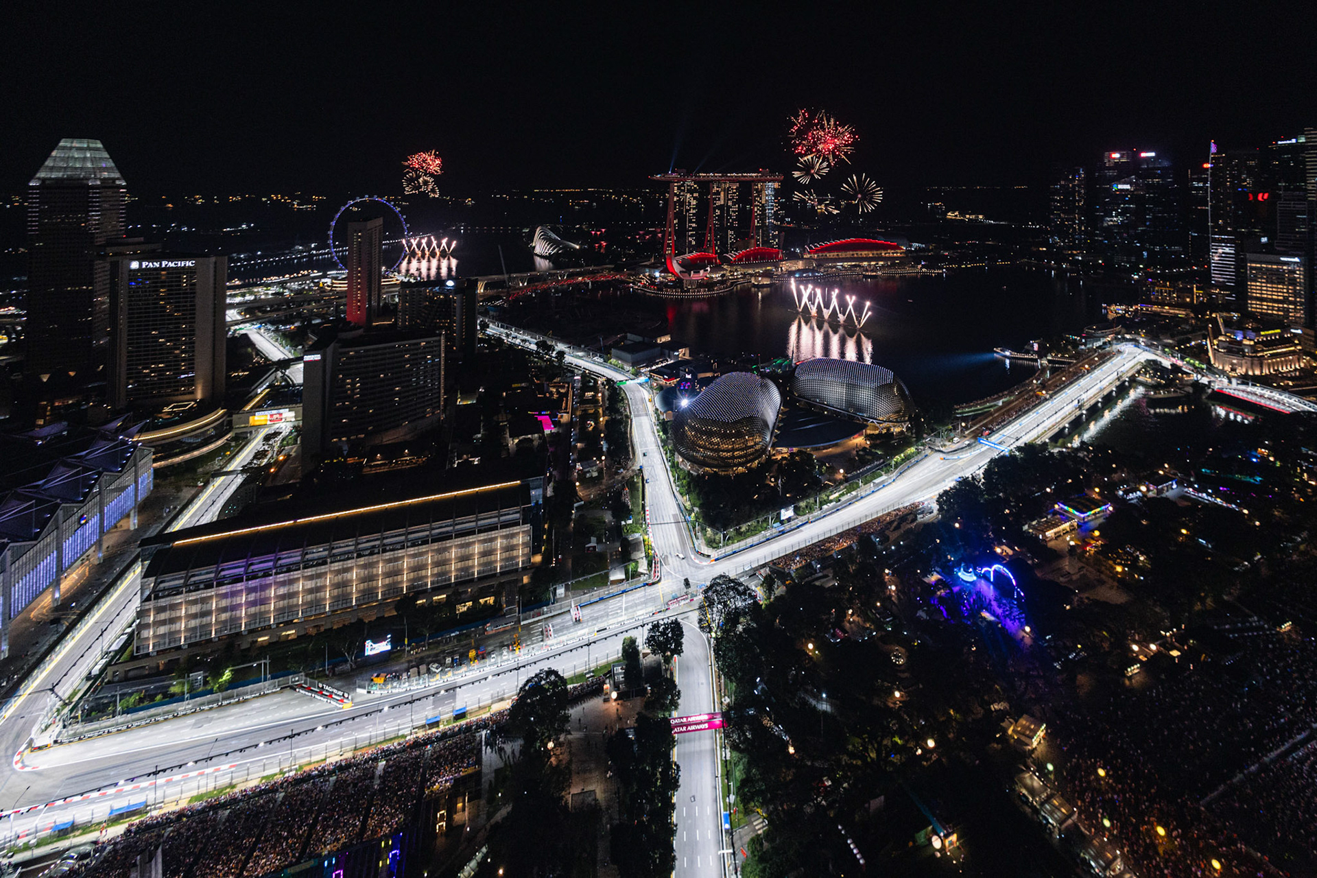 SINGAPORE, Singapore - OCTOBER  05:  during F1 Grand Prix of Singapore at Marina Bay Street Circuit on October 5, 2025 in Singapore, Singapore, (Photo by Jack Ng/Alamy Live News)