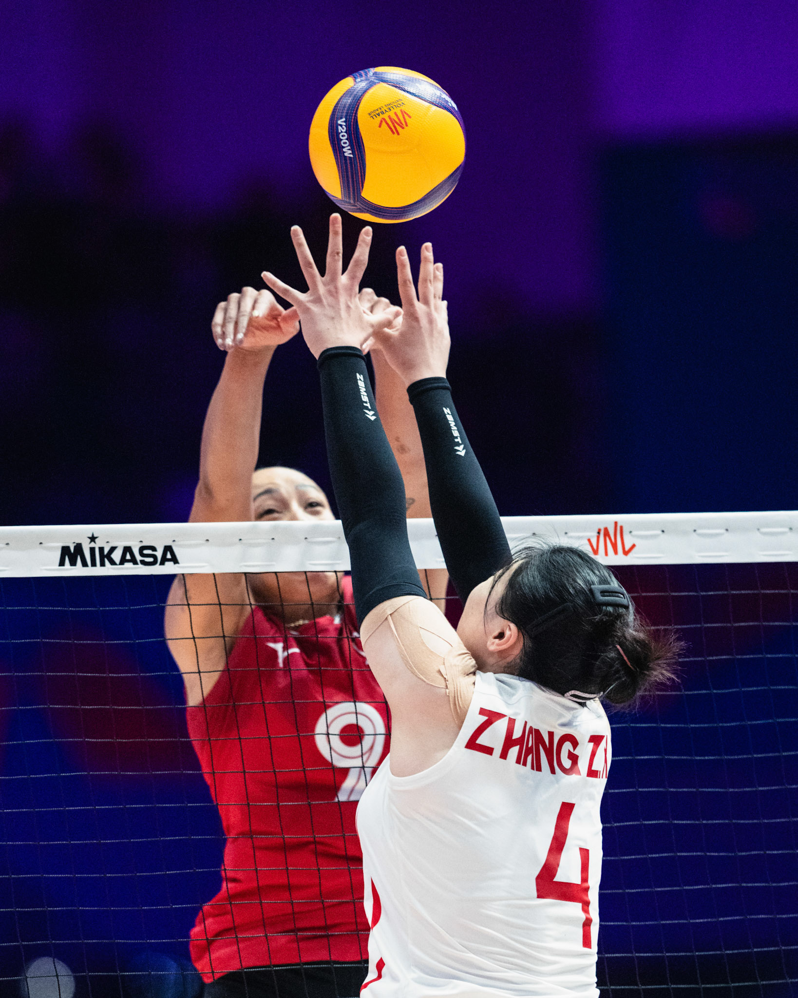 HONG KONG, China - JULY  08: Zixuan Zhang of China blocks an opponent attack during Volleyball Nations League Hong Kong 2026 at Kai Tak Arena on July 8, 2026 in Hong Kong, China, (Photo by Jack Ng/Alamy Live News)