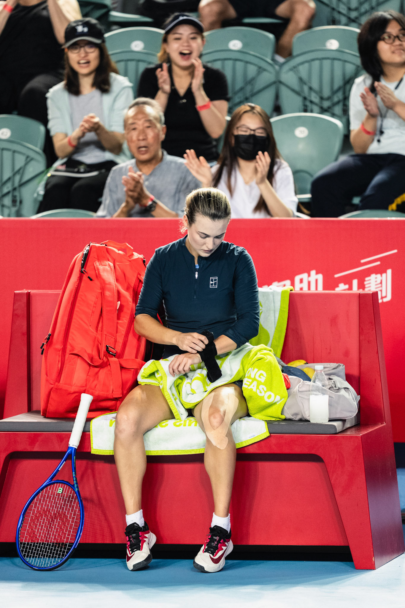 HONG KONG, China - Anna Kalinskaya of Russia play against Victoria Mboko of Canada during WTA 250 - Prudential Hong Kong Tennis Open at Victoria Park Tennis Court on October 31, 2025 in Hong Kong, China, (Photo by Jack Ng/Alamy Live News)