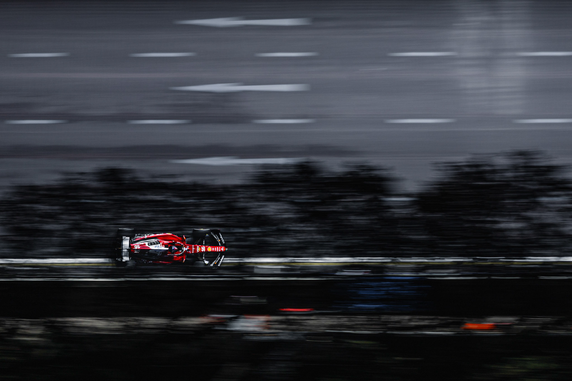 SINGAPORE, Singapore - OCTOBER  05:  during F1 Grand Prix of Singapore at Marina Bay Street Circuit on October 5, 2025 in Singapore, Singapore, (Photo by Jack Ng/Alamy Live News)
