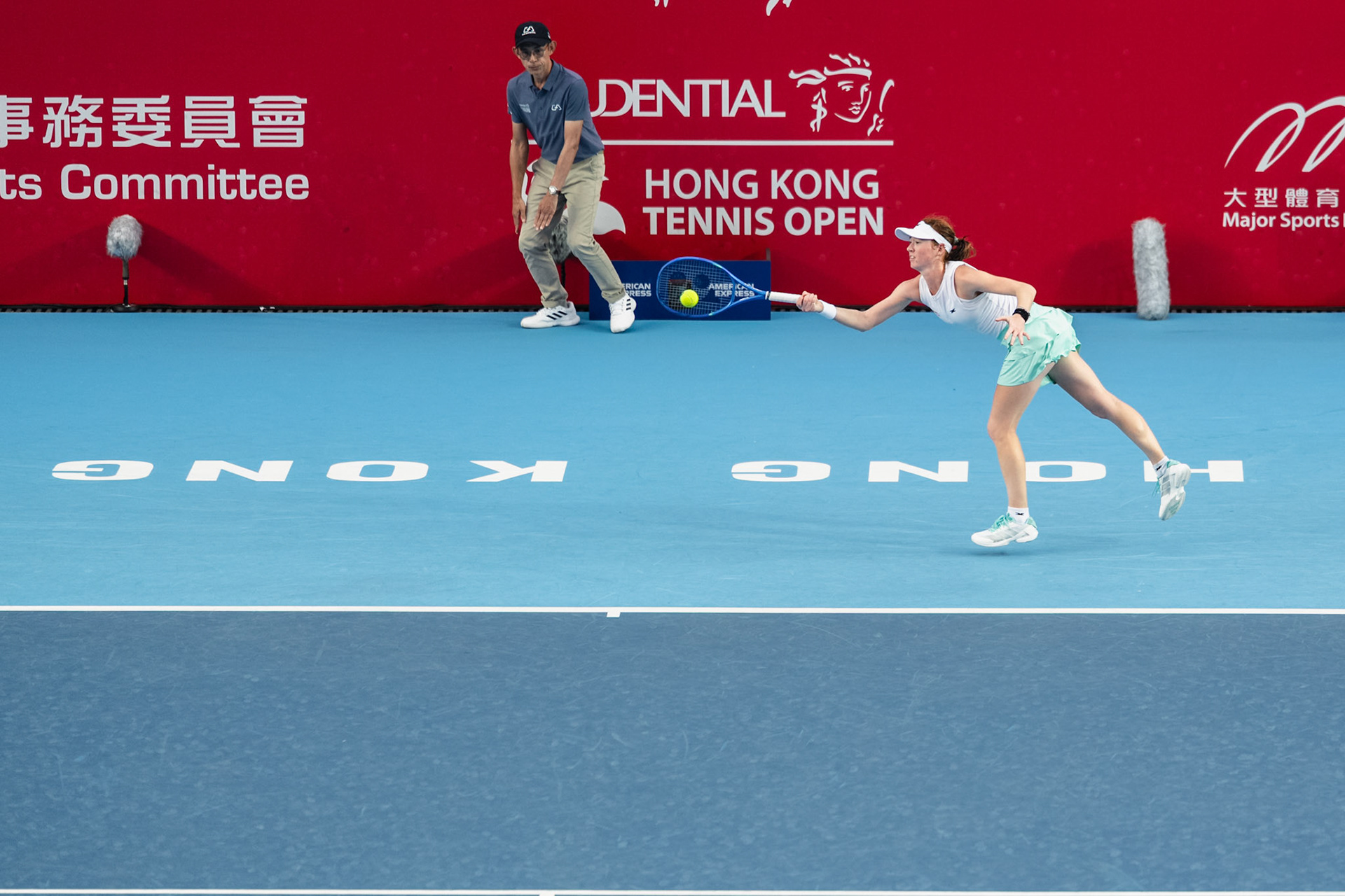 HONG KONG, China - Himeno Sakatsume of Japan play against Maya Joint during WTA 250 - Prudential Hong Kong Tennis Open at Victoria Park Tennis Court on October 31, 2025 in Hong Kong, China, (Photo by Jack Ng/Alamy Live News)