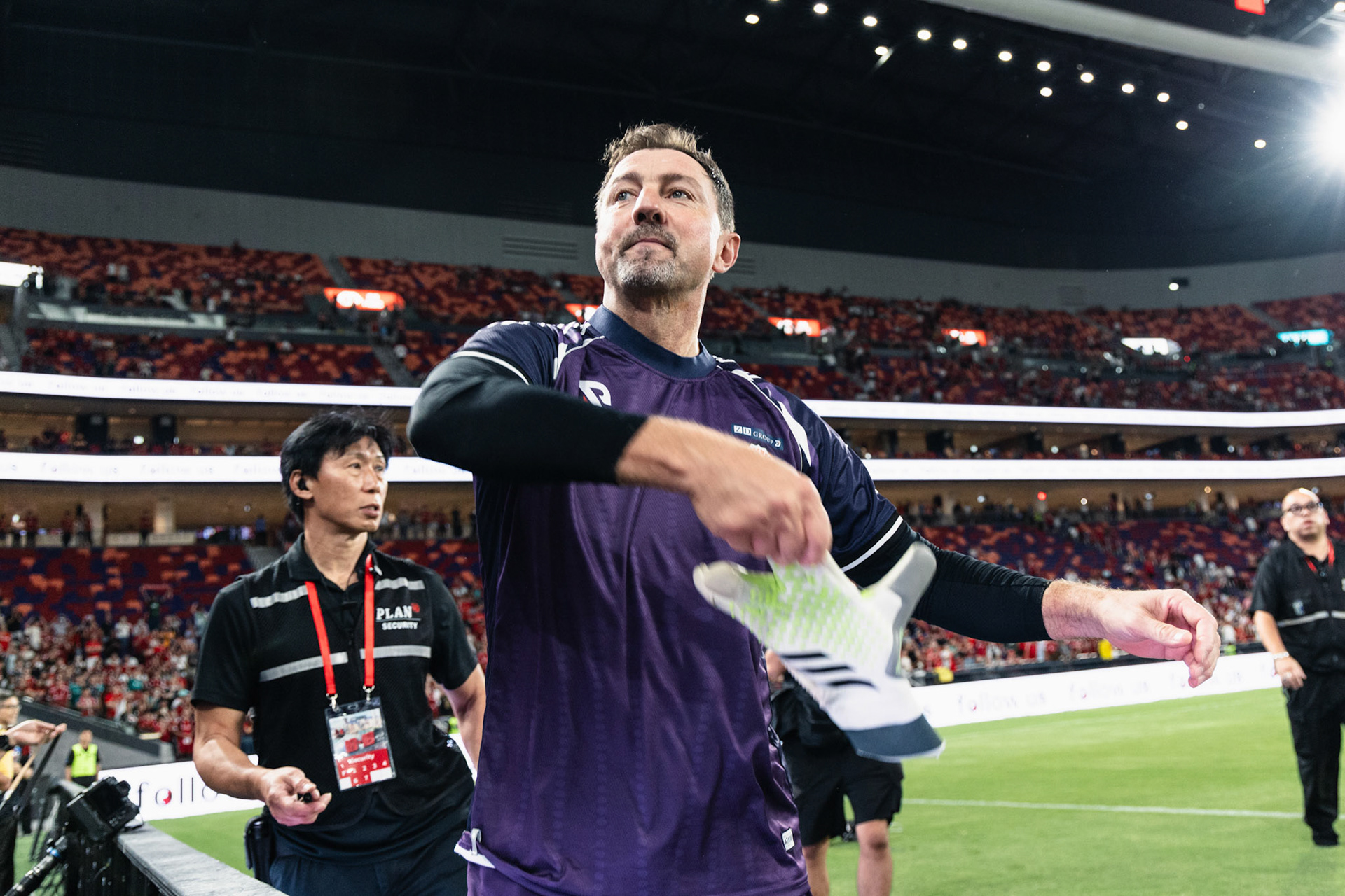 Kai Tak Stadium, HONG KONG, China - OCTOBER 18:  during Red on Red 2025 at Kai Tak Stadium on October 18, 2025 in Hong Kong, China, (Photo by Jack Ng/Jack Ng/Alamy Live News)