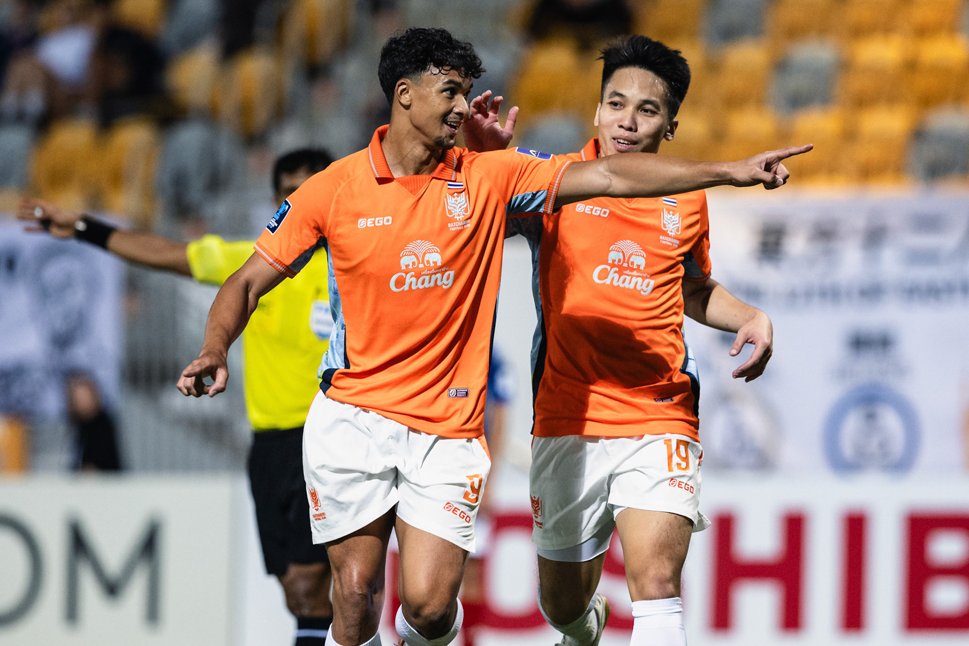 Mong Kok Stadium, HONG KONG, China: Ikhsan Fandi of Ratchaburi FC scores his second goal of the game and celebrates with Suporn Peenagatapho of Ratchaburi FC during AFC Champions League TWO - Eastern FC vs Ratchaburi FC at Mong Kok Stadium on November 5, 2025 in Hong Kong, China, (Photo by Jack Ng/Alamy Live News)