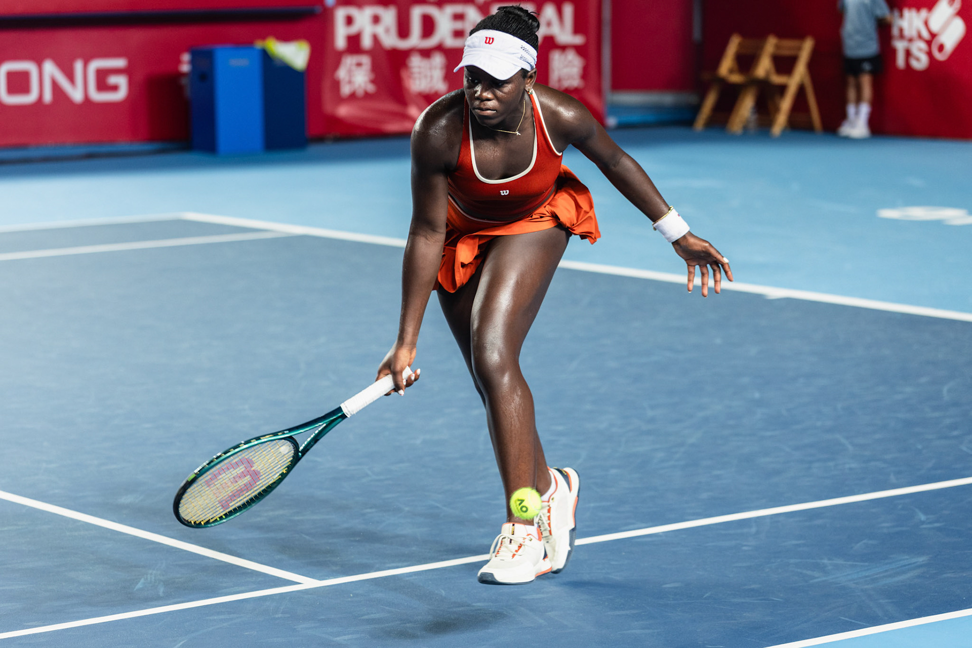 HONG KONG, China - Alexandra Eala of the Philippines vs Victoria Mboko of Canada during WTA 250 - Prudential Hong Kong Tennis Open at Victoria Park Tennis Court on October 30, 2025 in Hong Kong, China, (Photo by Jack Ng/Alamy Live News)