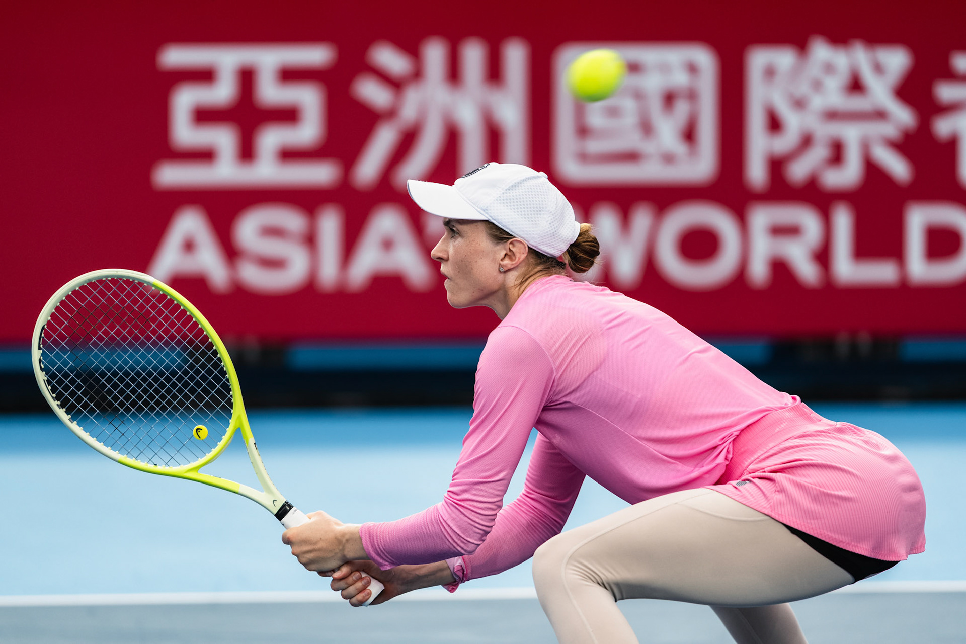 HONG KONG, China - Kamilla RAKHIMOVA and Aliaksandra SASNOVICH of Russia play against Momoko KOBORI of Japan and Peangtarn PLIPUECH of Thailand during WTA 250 - Prudential Hong Kong Tennis Open at Victoria Park Tennis Court on October 31, 2025 in Hong Kong, China, (Photo by Jack Ng/Alamy Live News)